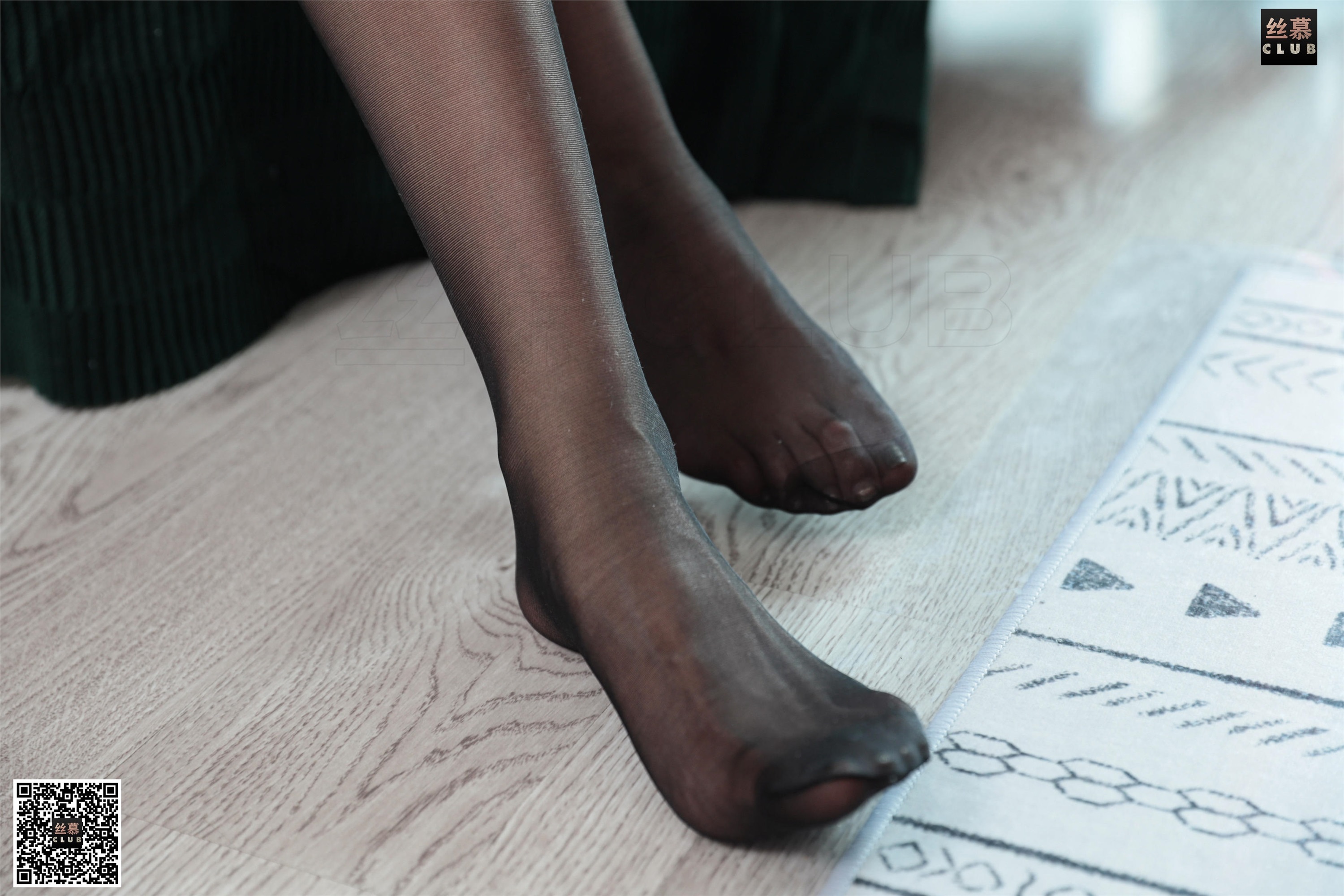 丝慕写真 SM040 模特斯妮《斯妮双丝秀》