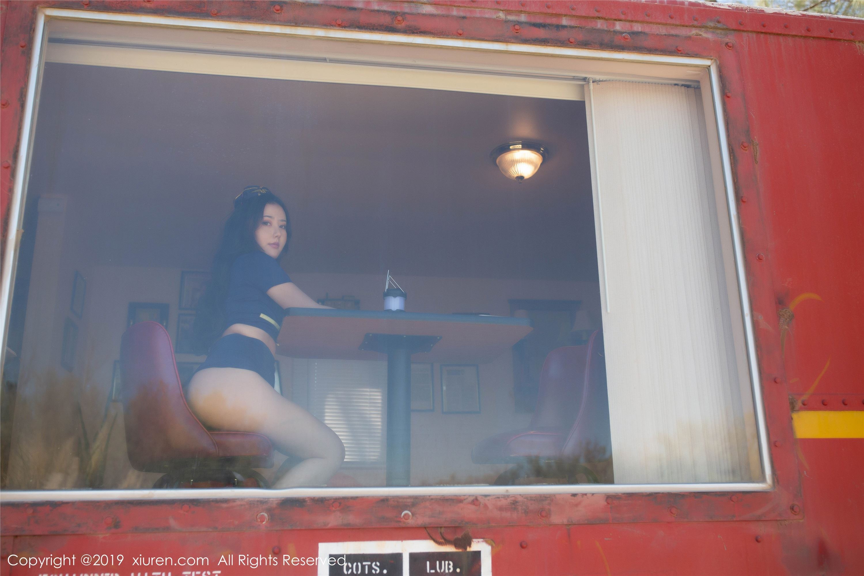 XIUREN秀人网 2019.10.28 No.1755 Manuela玛鲁娜