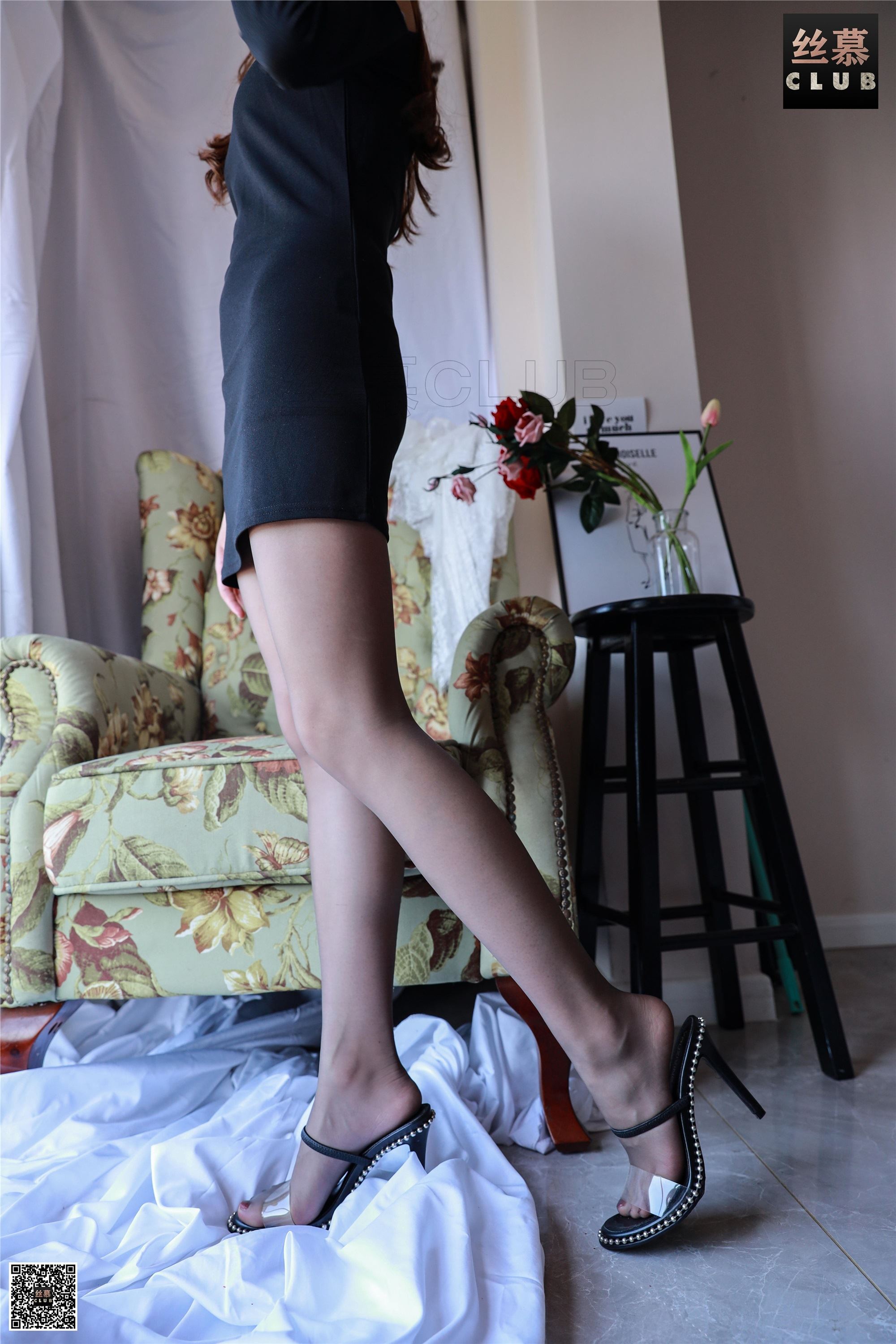 丝慕写真 SM042 模特琳琳《试穿的琳琳》