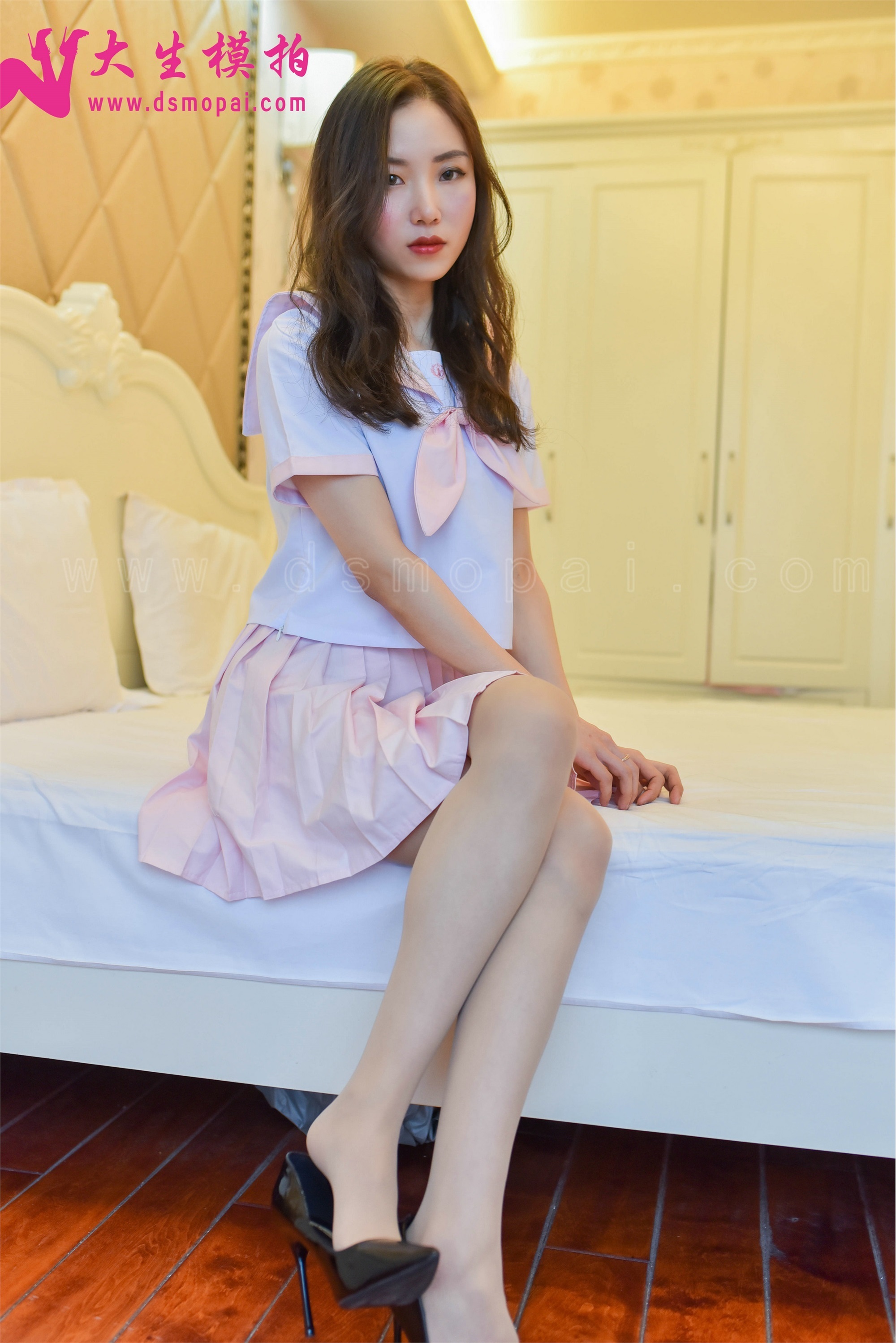大生模拍 No.107 允儿 – 粉嫩学生装