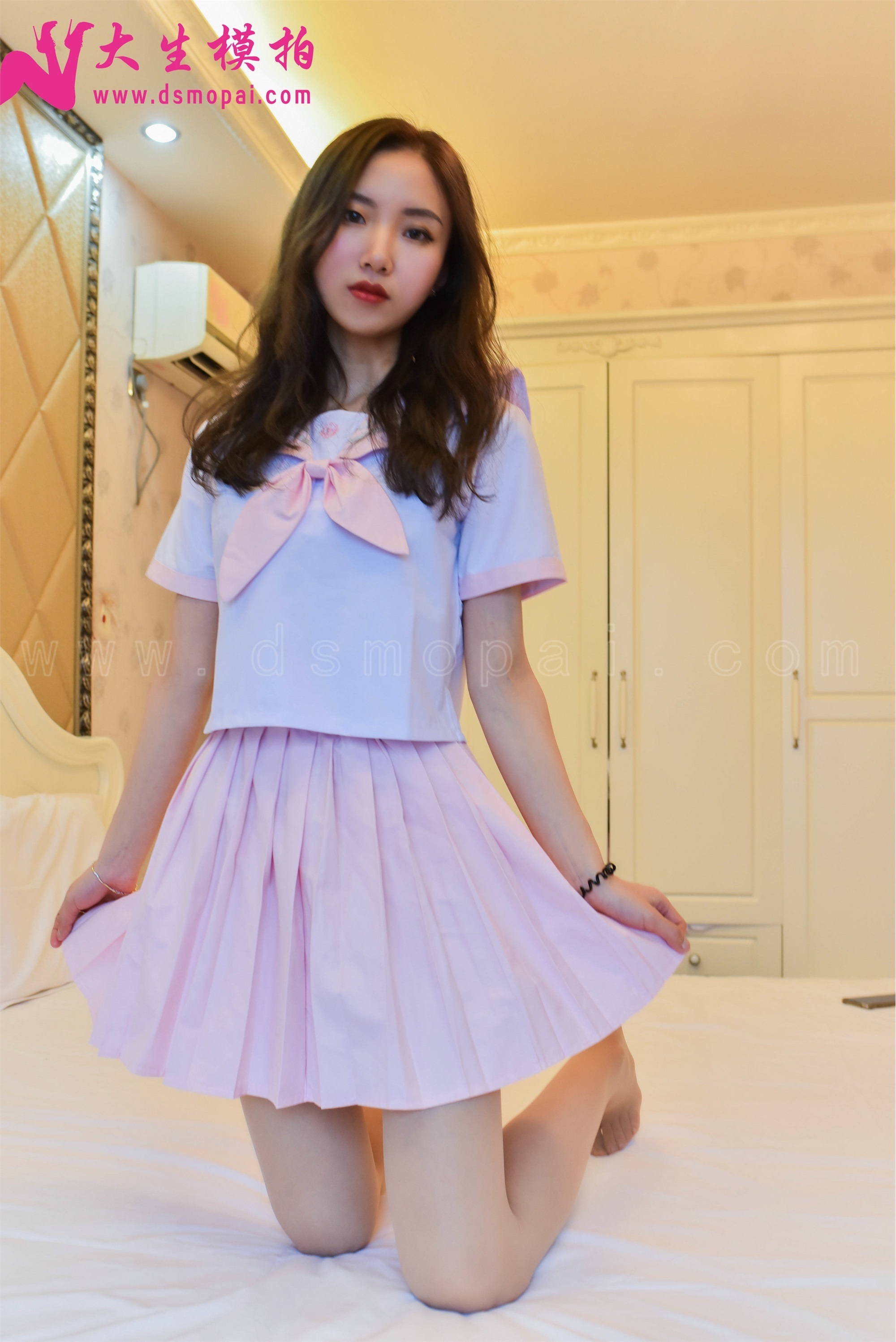 大生模拍 No.107 允儿 – 粉嫩学生装