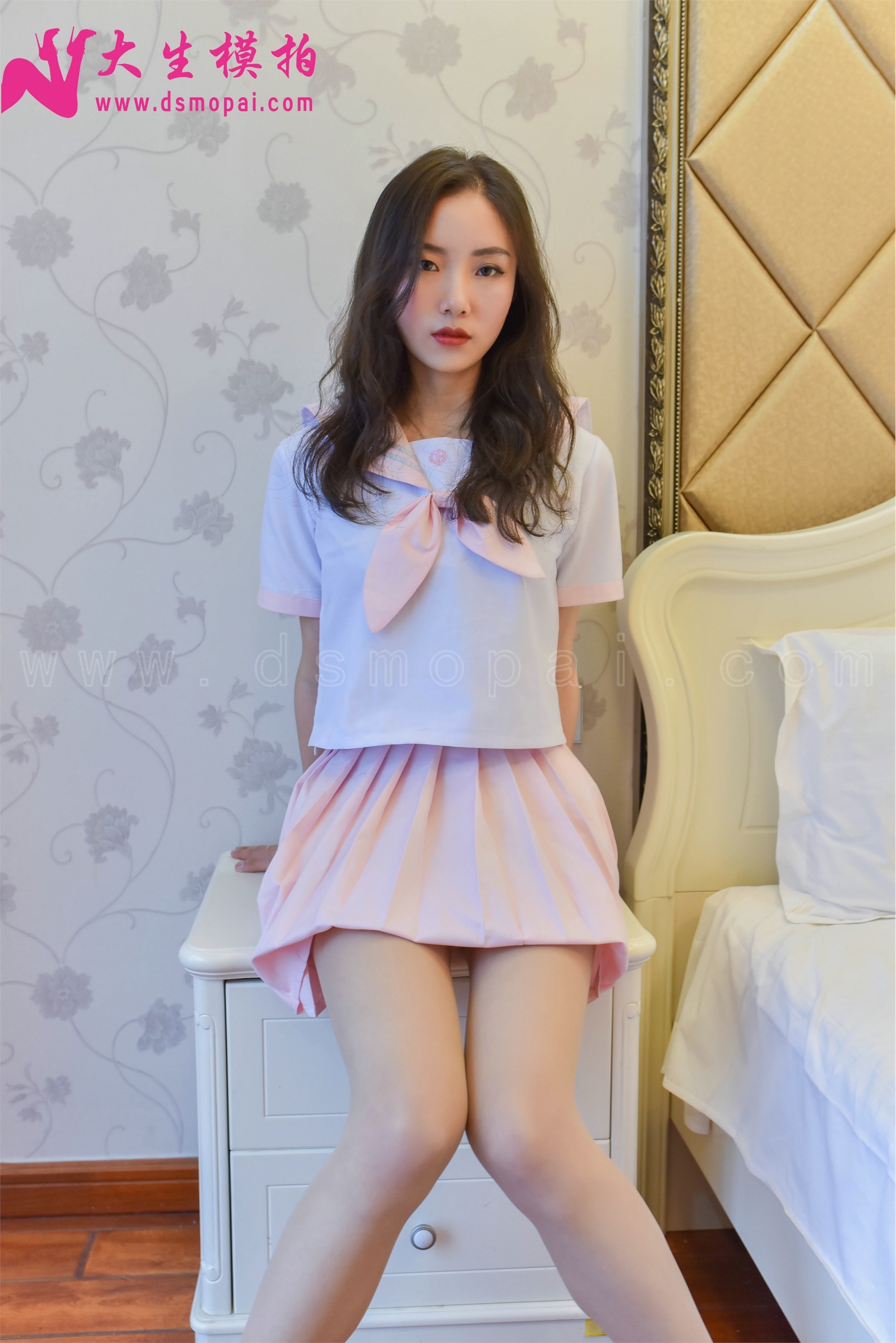 大生模拍 No.107 允儿 – 粉嫩学生装