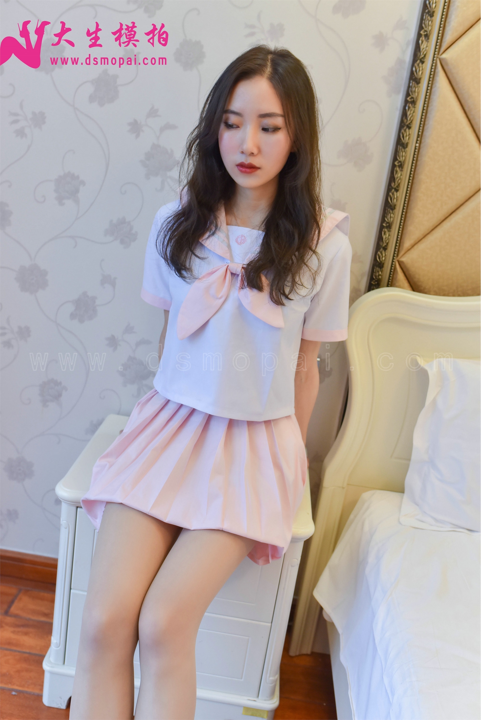 大生模拍 No.107 允儿 – 粉嫩学生装