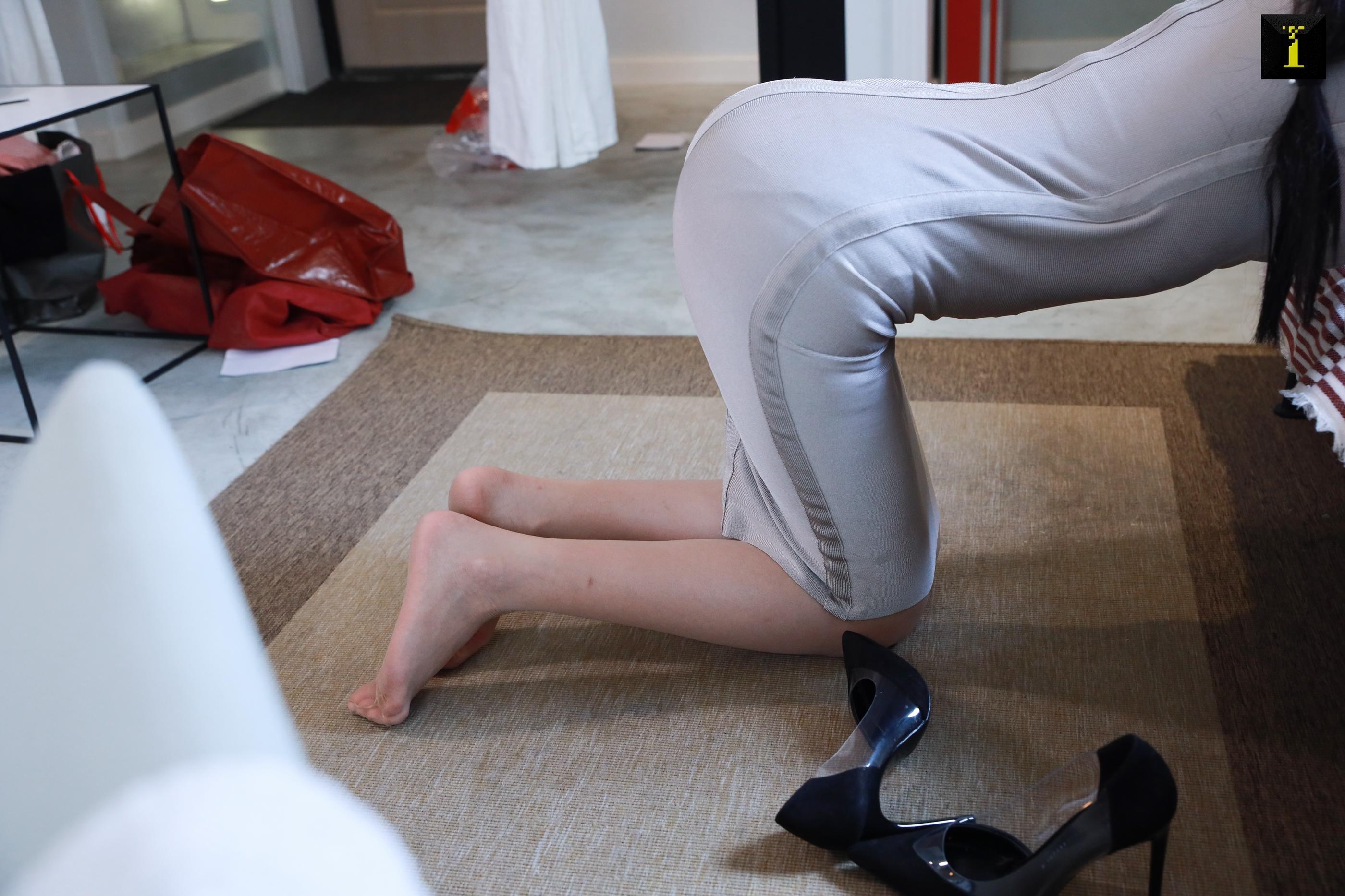 IESS异思趣向2019.12.04 丝享家635：喵姐超A紧身裙