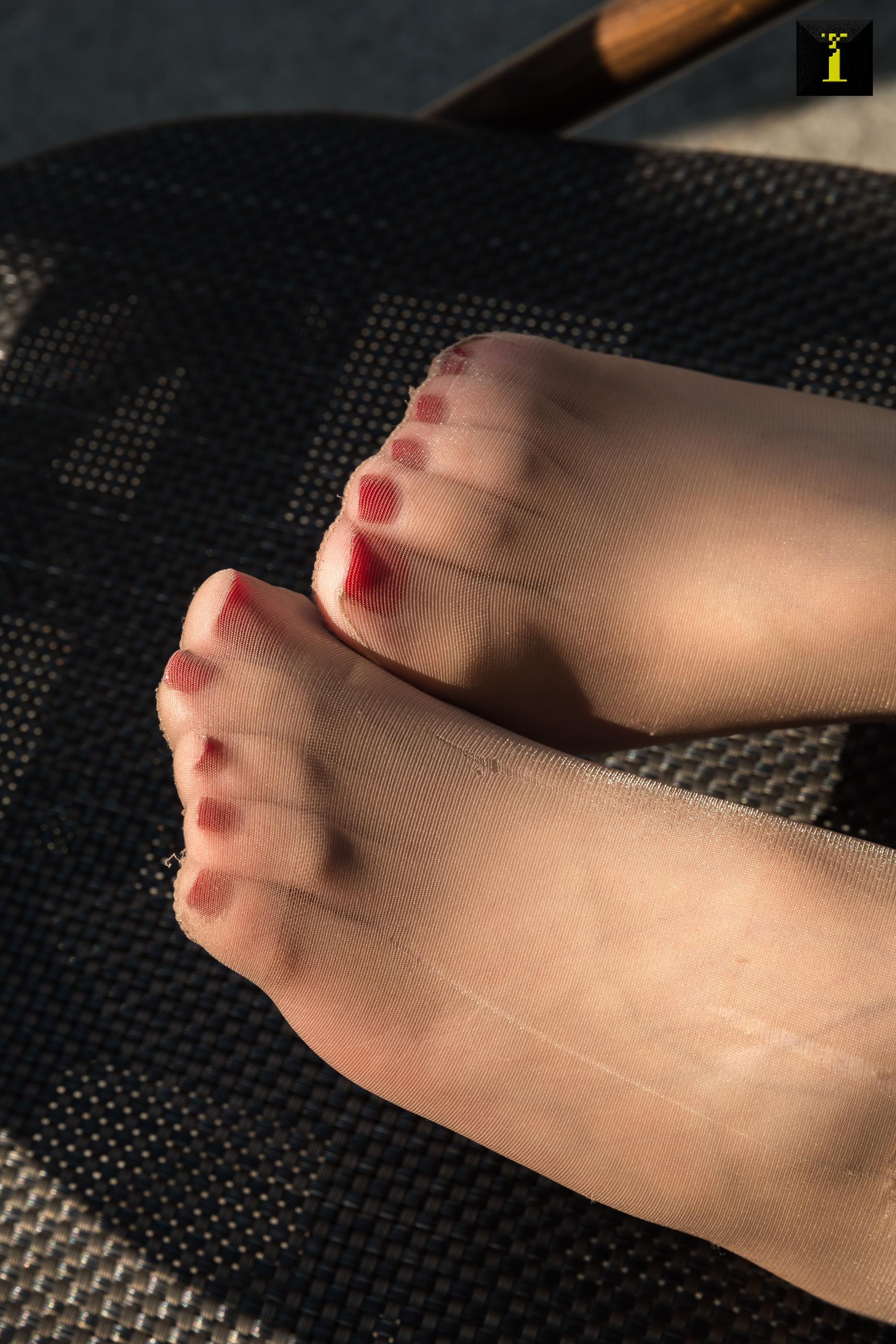 IESS异思趣向 2019.12.05 丝享家636：紫薇 – 换上新买的高跟鞋