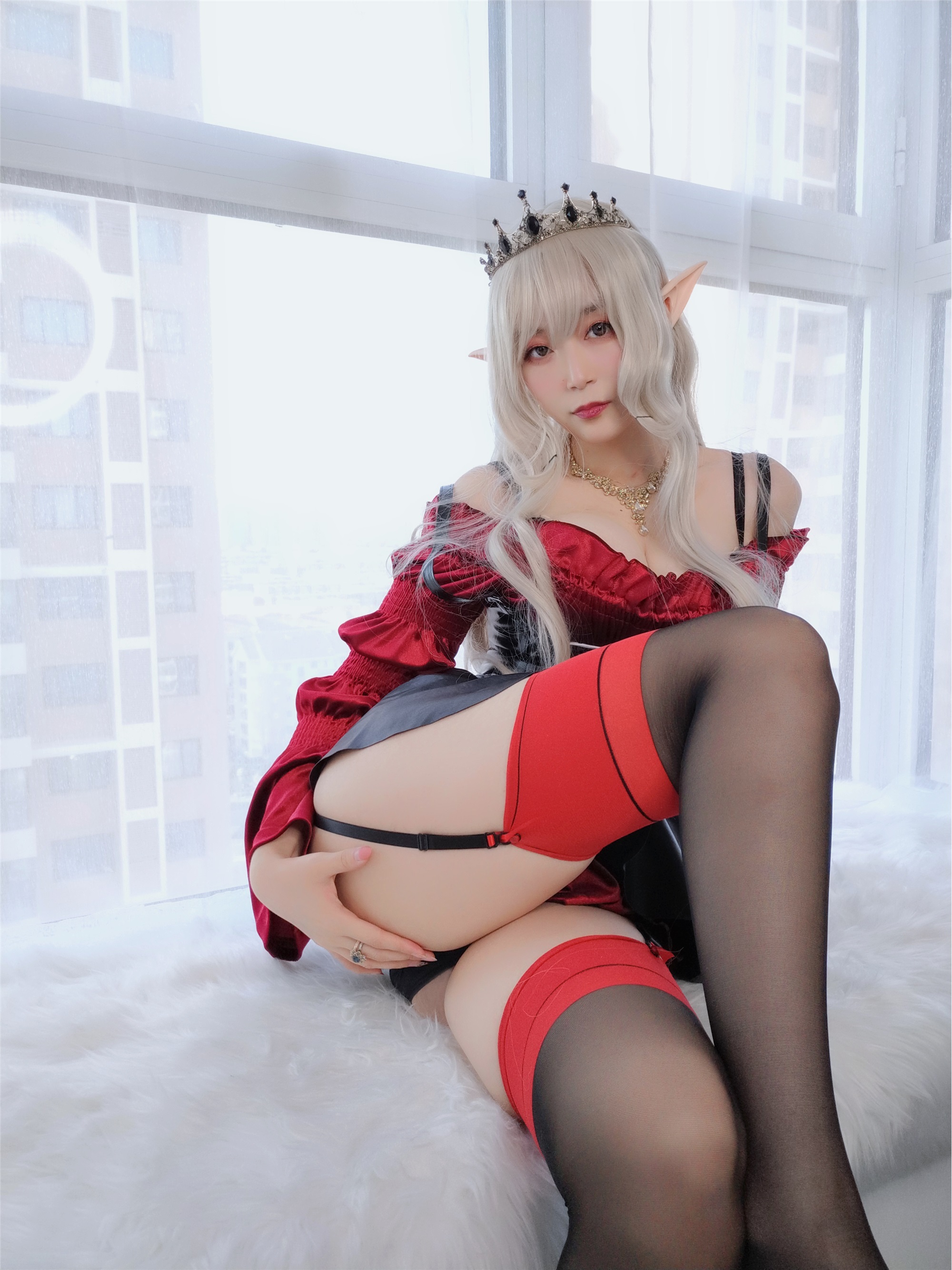 Coser小姐姐白银 – NO.019 皇家吸血鬼 套图