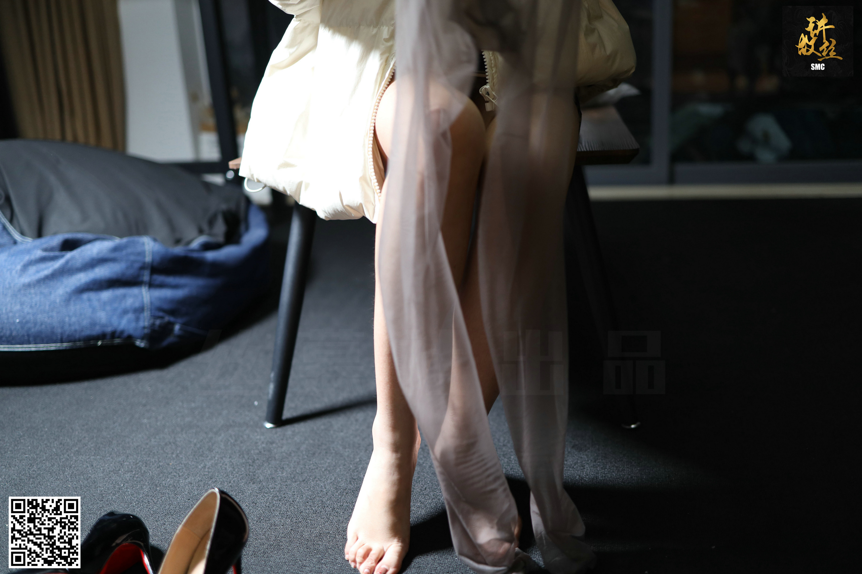 丝慕写真 特写集08 文欣 – 巧克力少女