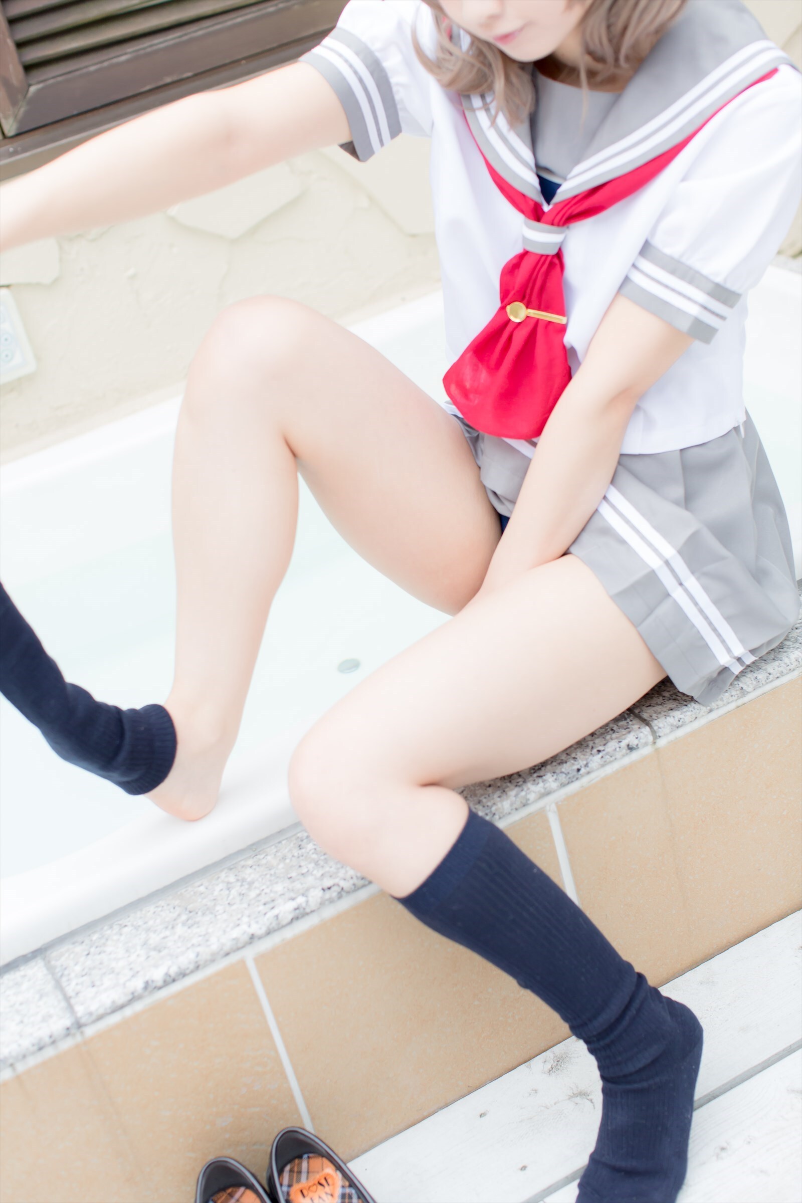 兔玩映画系列 写真-露背毛衣