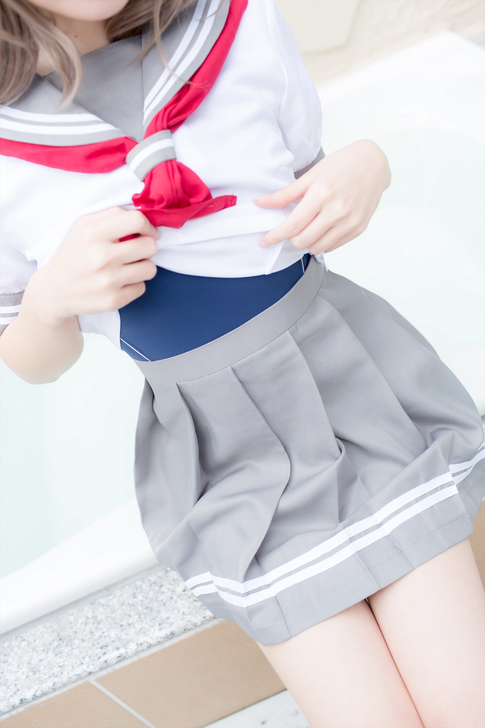 兔玩映画系列 写真-露背毛衣