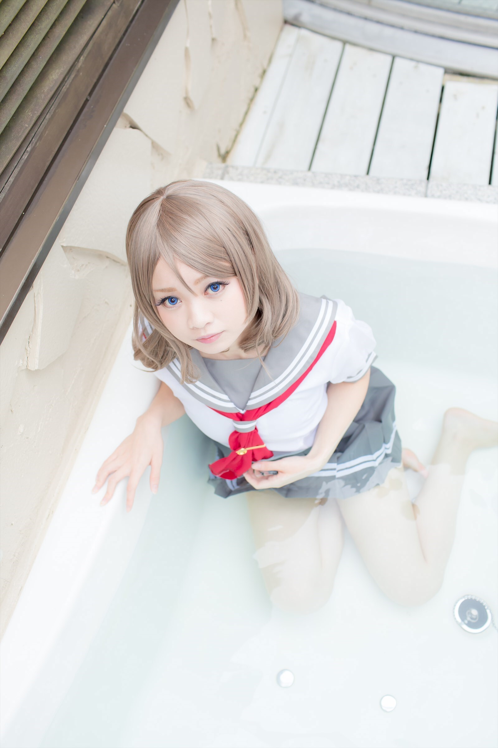 兔玩映画系列 写真-露背毛衣