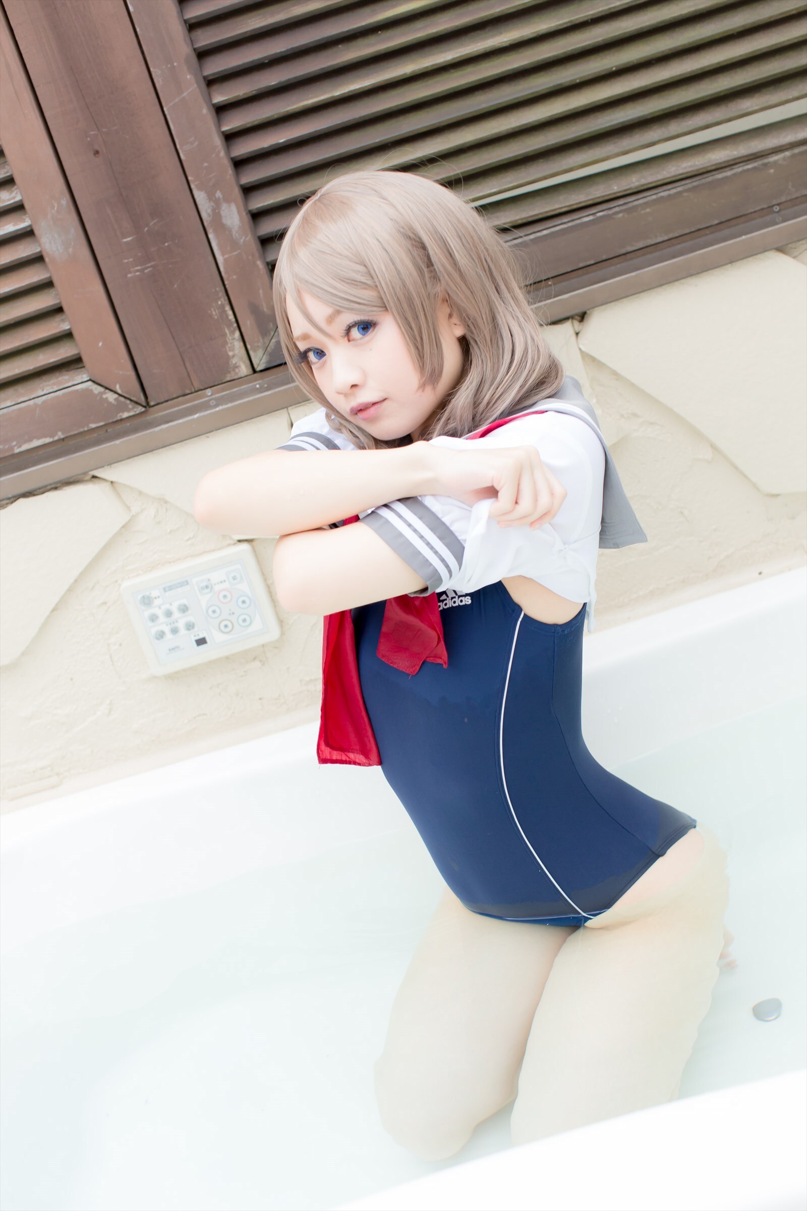 兔玩映画系列 写真-露背毛衣