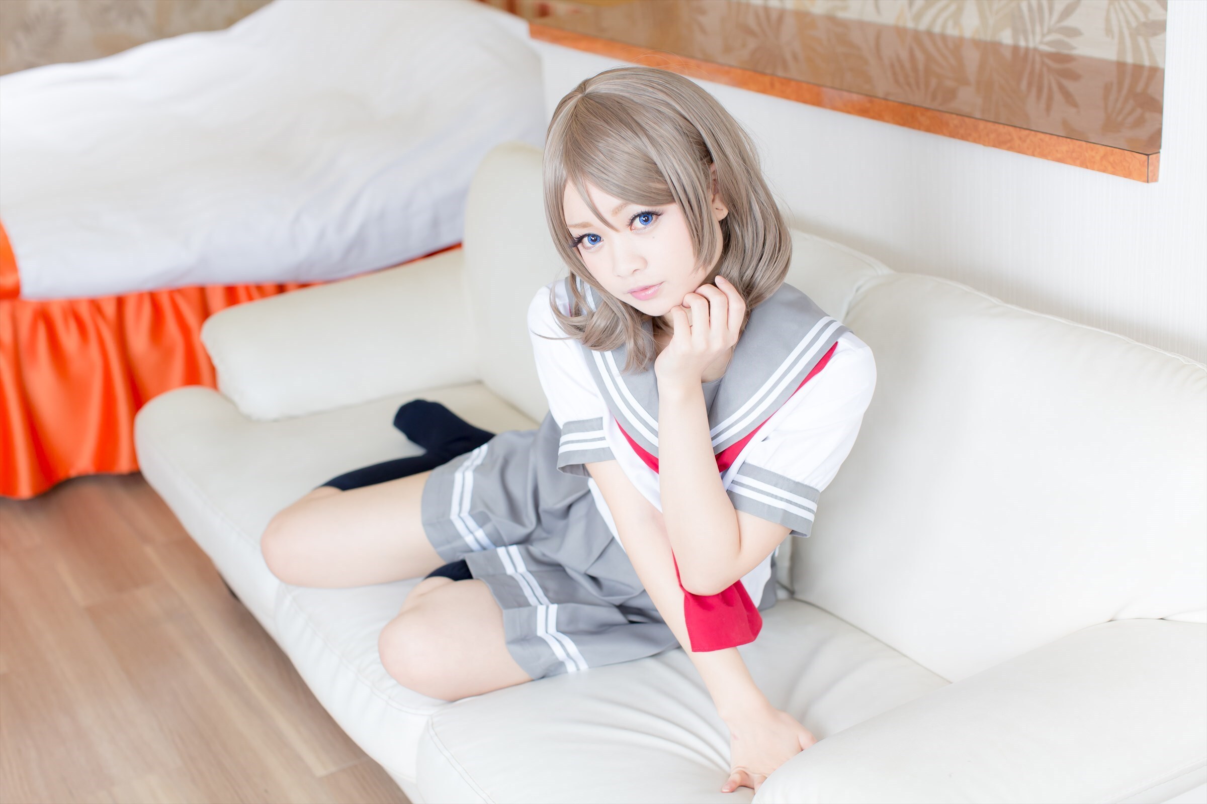 兔玩映画系列 写真-露背毛衣