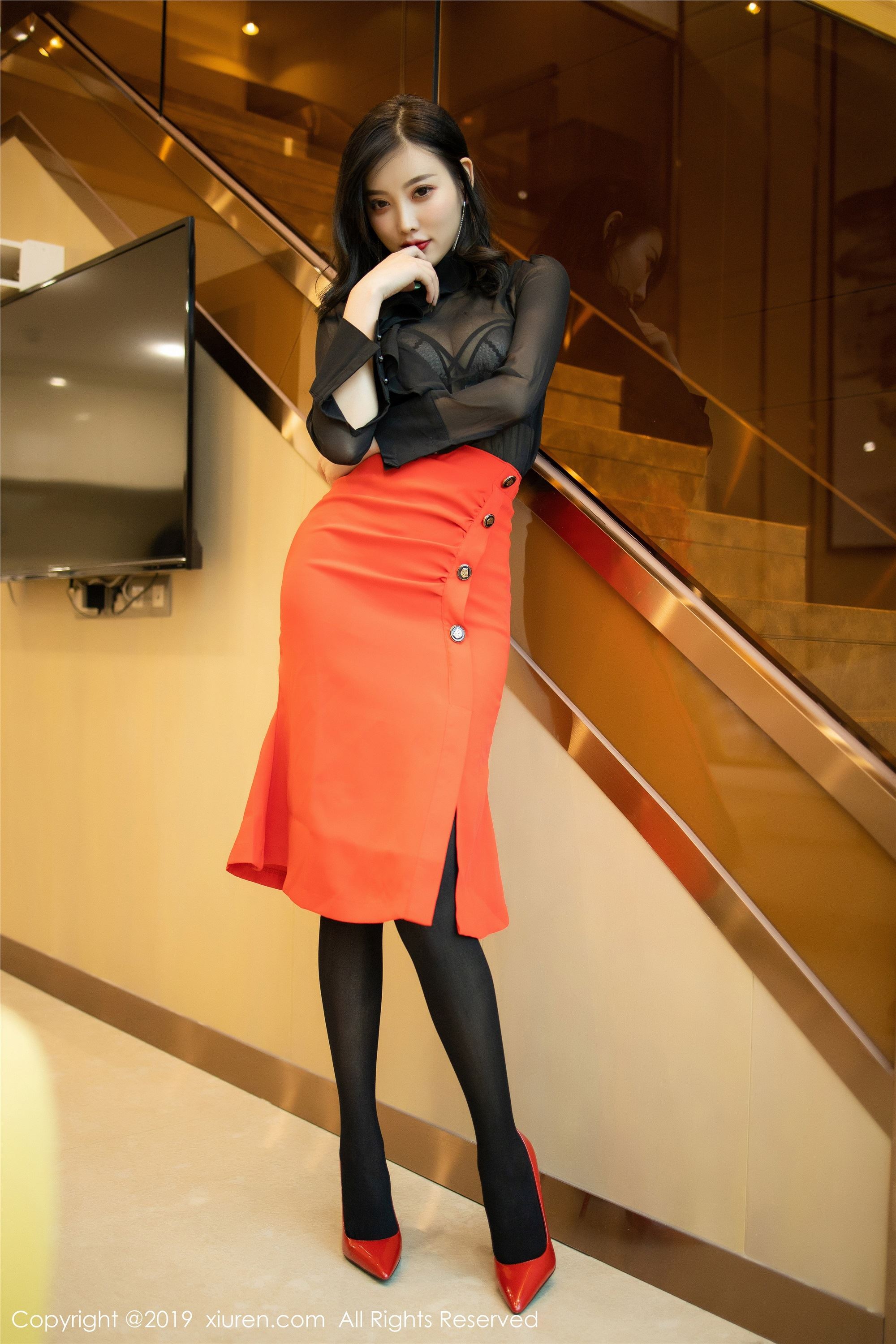 秀人网XIUREN写真 No.1778 极致穿透力的视觉魅惑 杨晨晨sugar