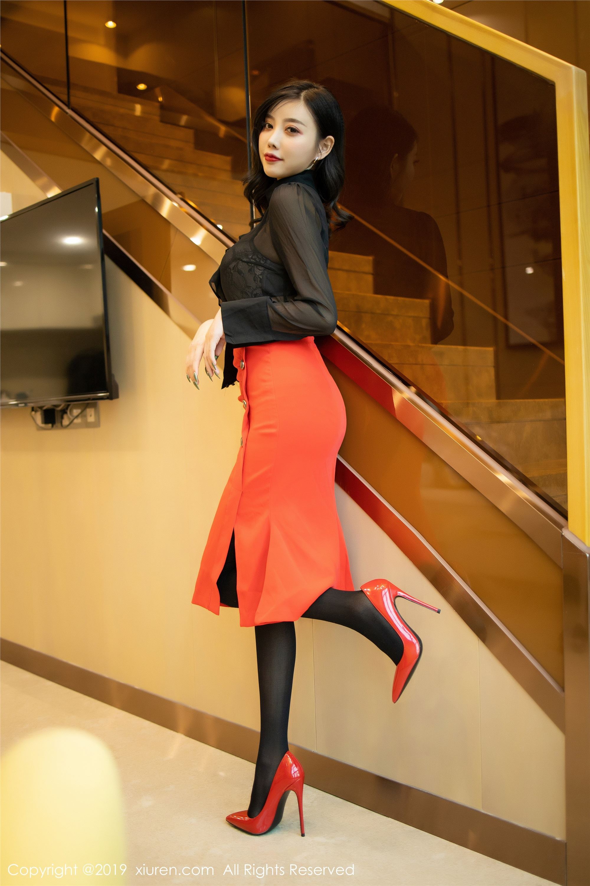 秀人网XIUREN写真 No.1778 极致穿透力的视觉魅惑 杨晨晨sugar