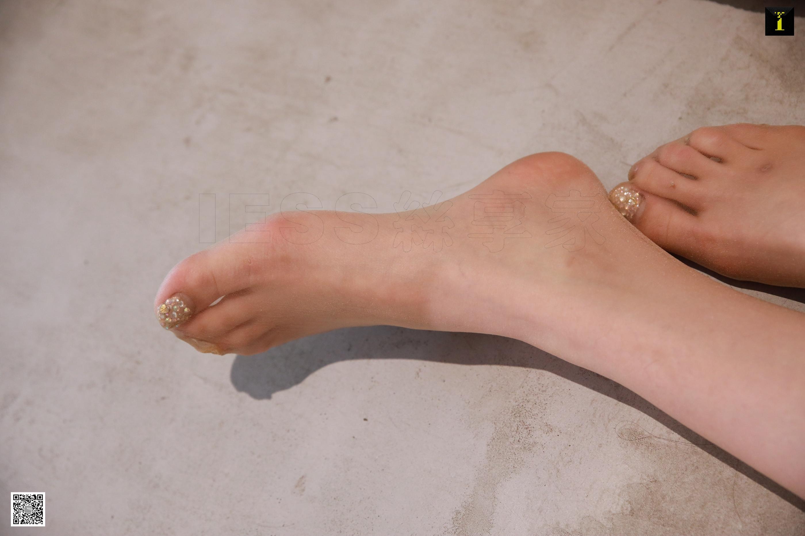 IESS异思趣向 2019.12.12 丝享家643： 喵姐 – 编织包与大长腿