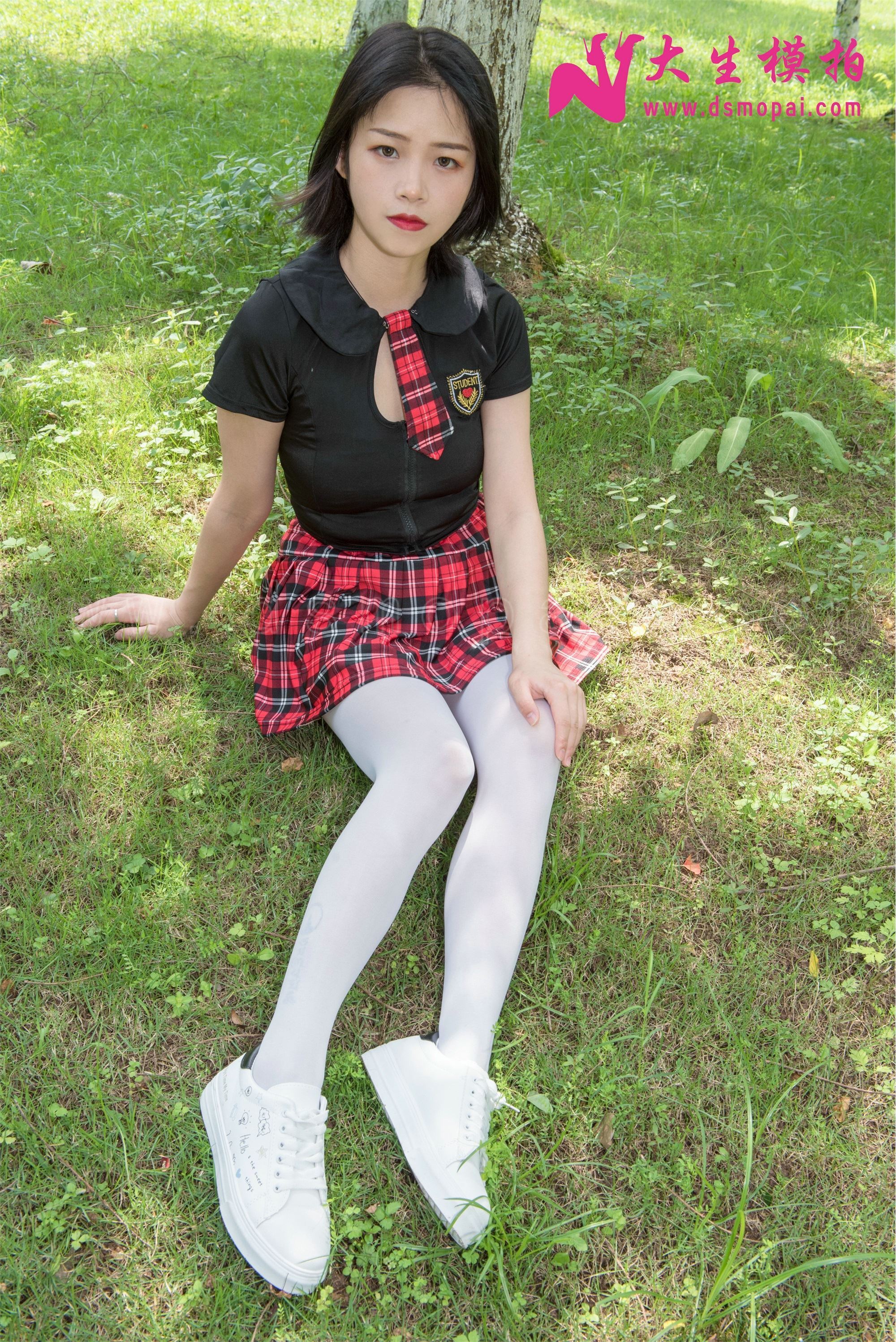 大生模拍  No.130 小雅 - 阳光下的白丝