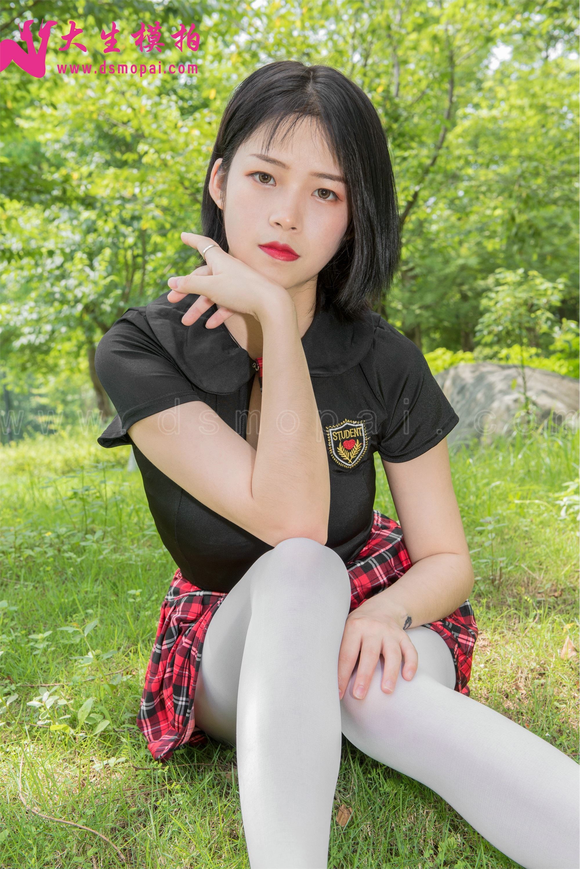 大生模拍  No.130 小雅 - 阳光下的白丝