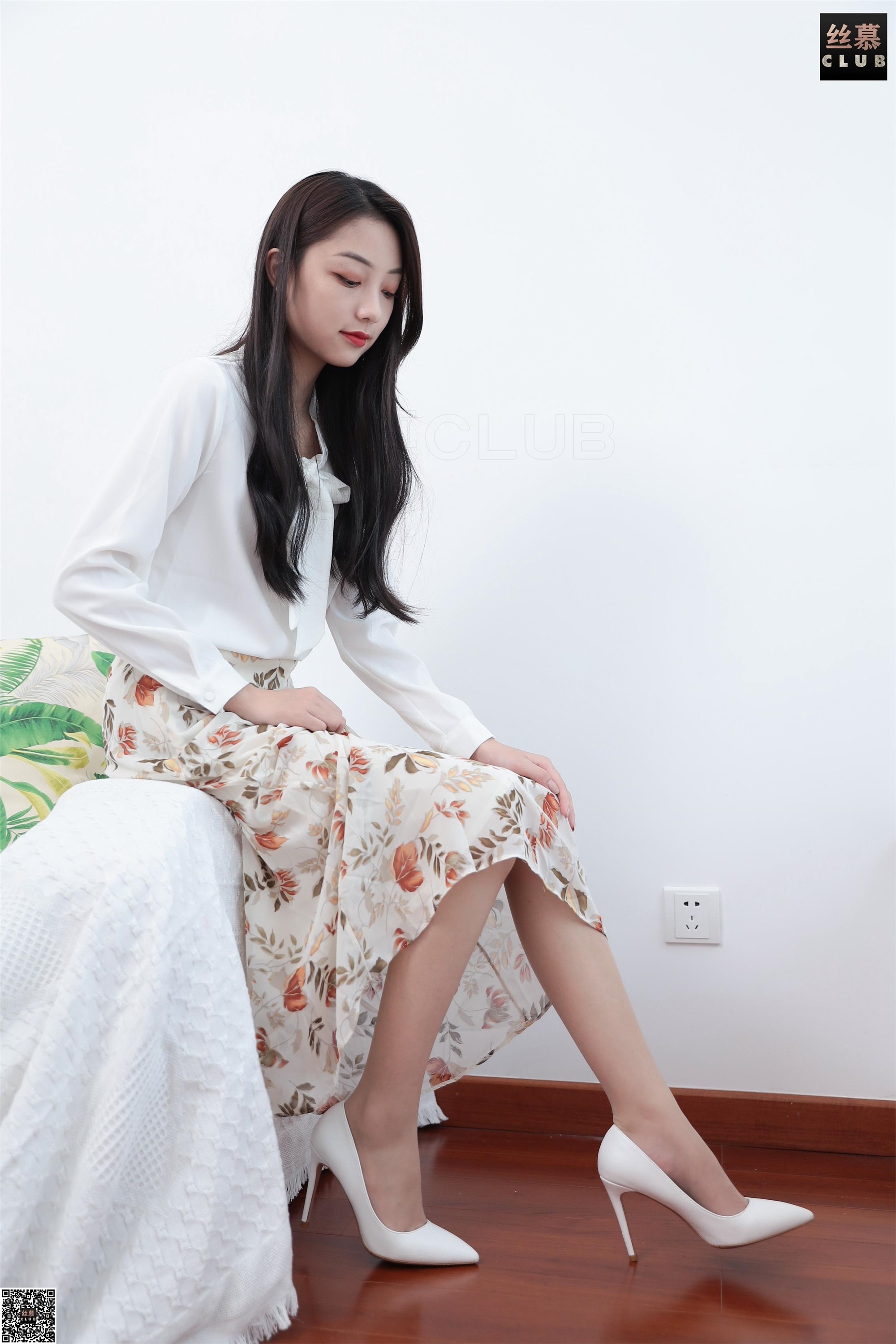 丝慕写真 SM063 诗晴《她笑了》