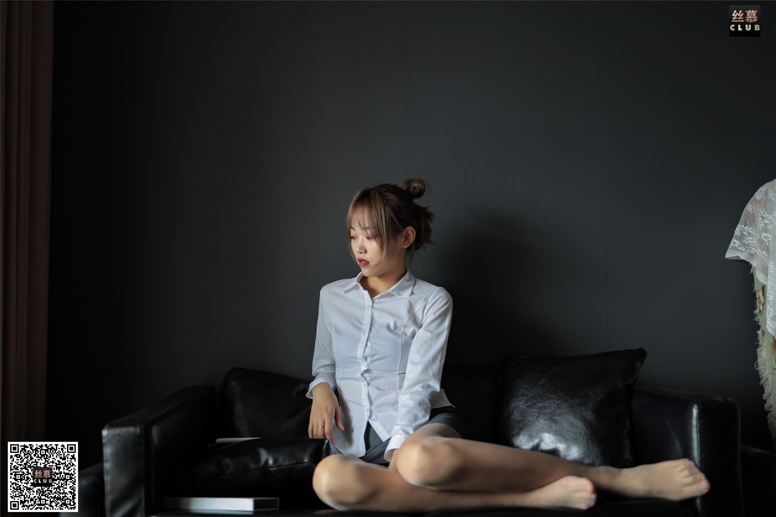 丝慕写真 SM069 小颖《小颖纹理肉丝》