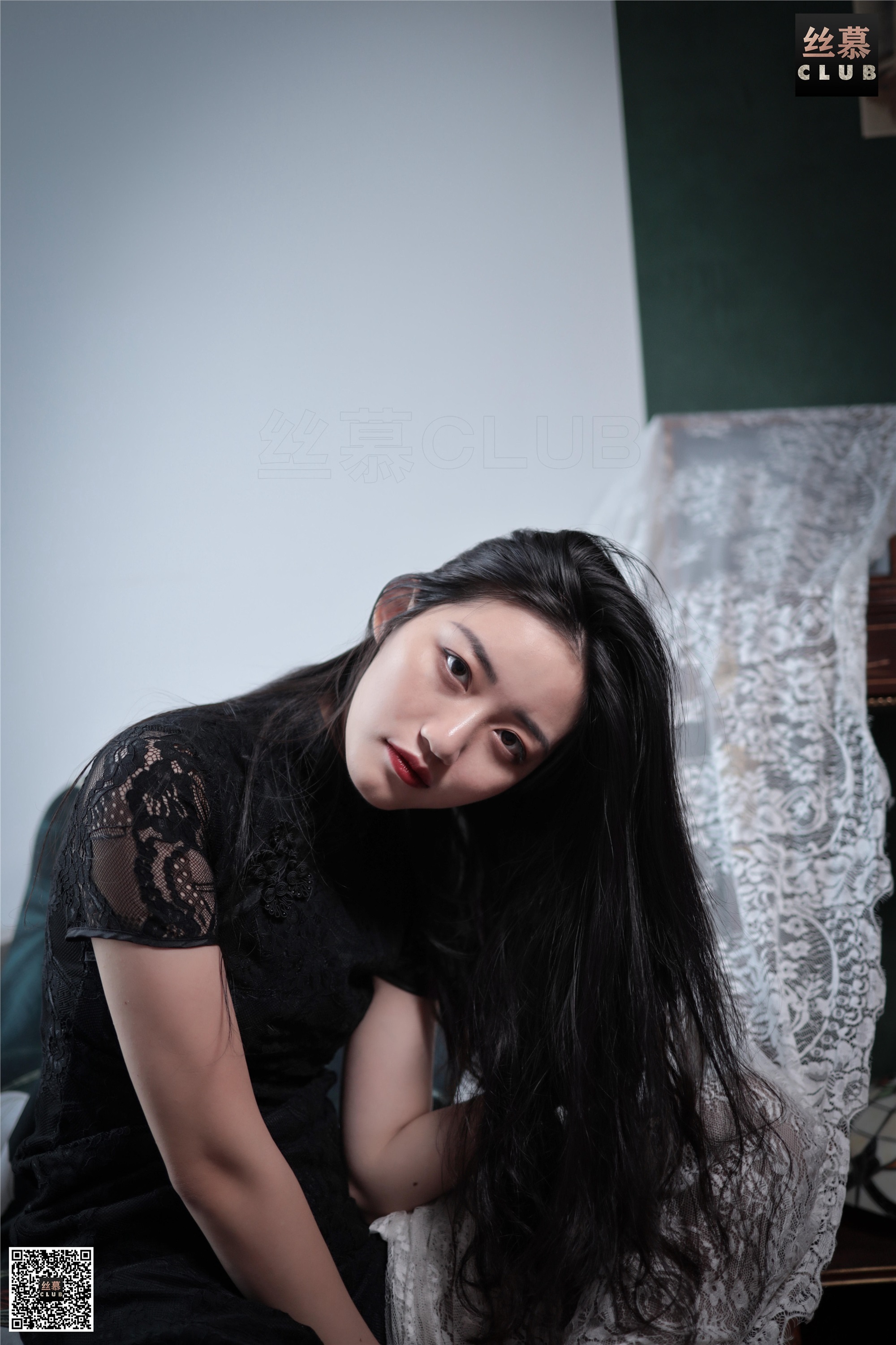 丝慕写真 SM076 天天一元 模特：双双《双双-柔情-黑s》74P130M