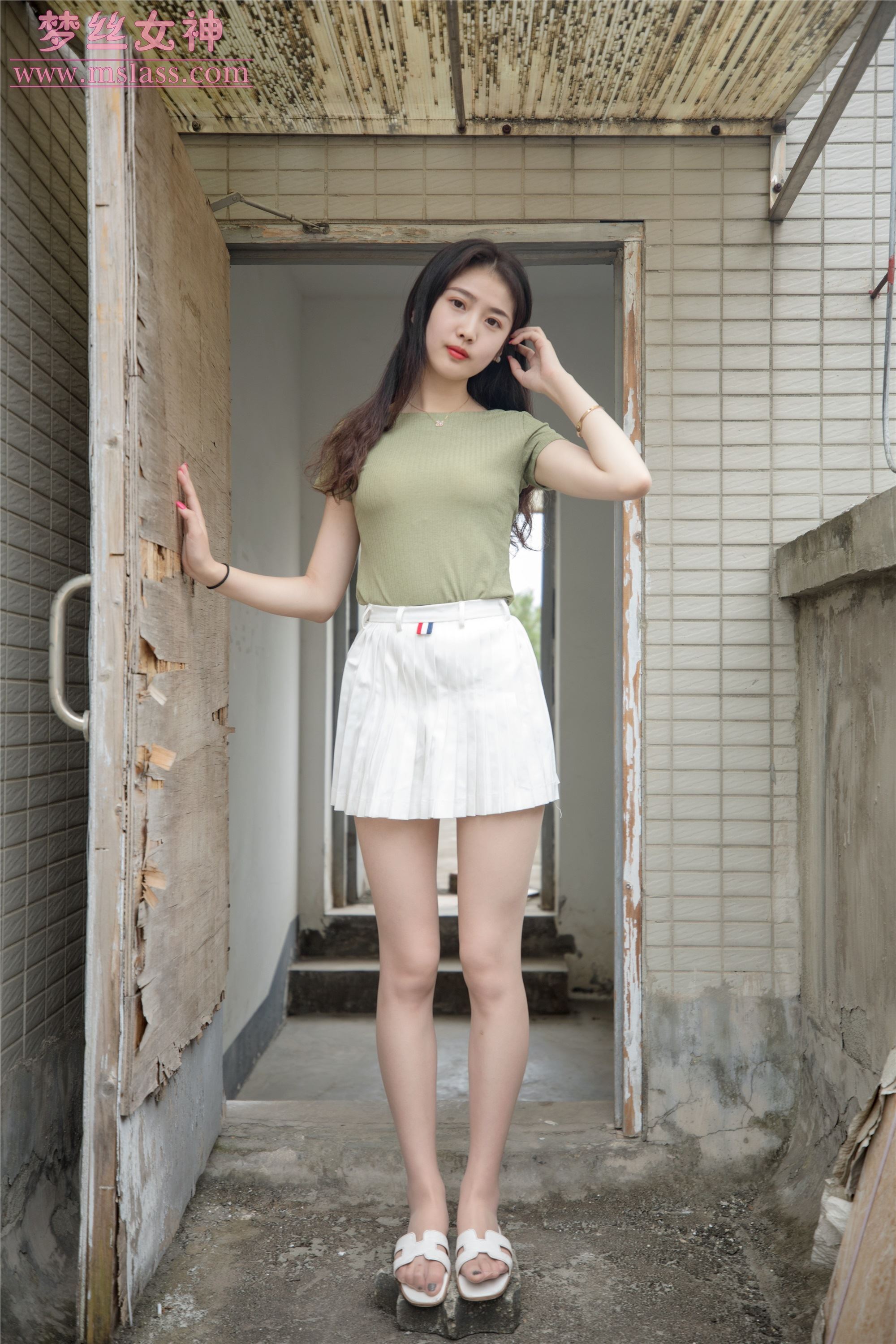 MSLASS梦丝女神2019-06-20 柳儿 侧颜太美的小姐姐 套图