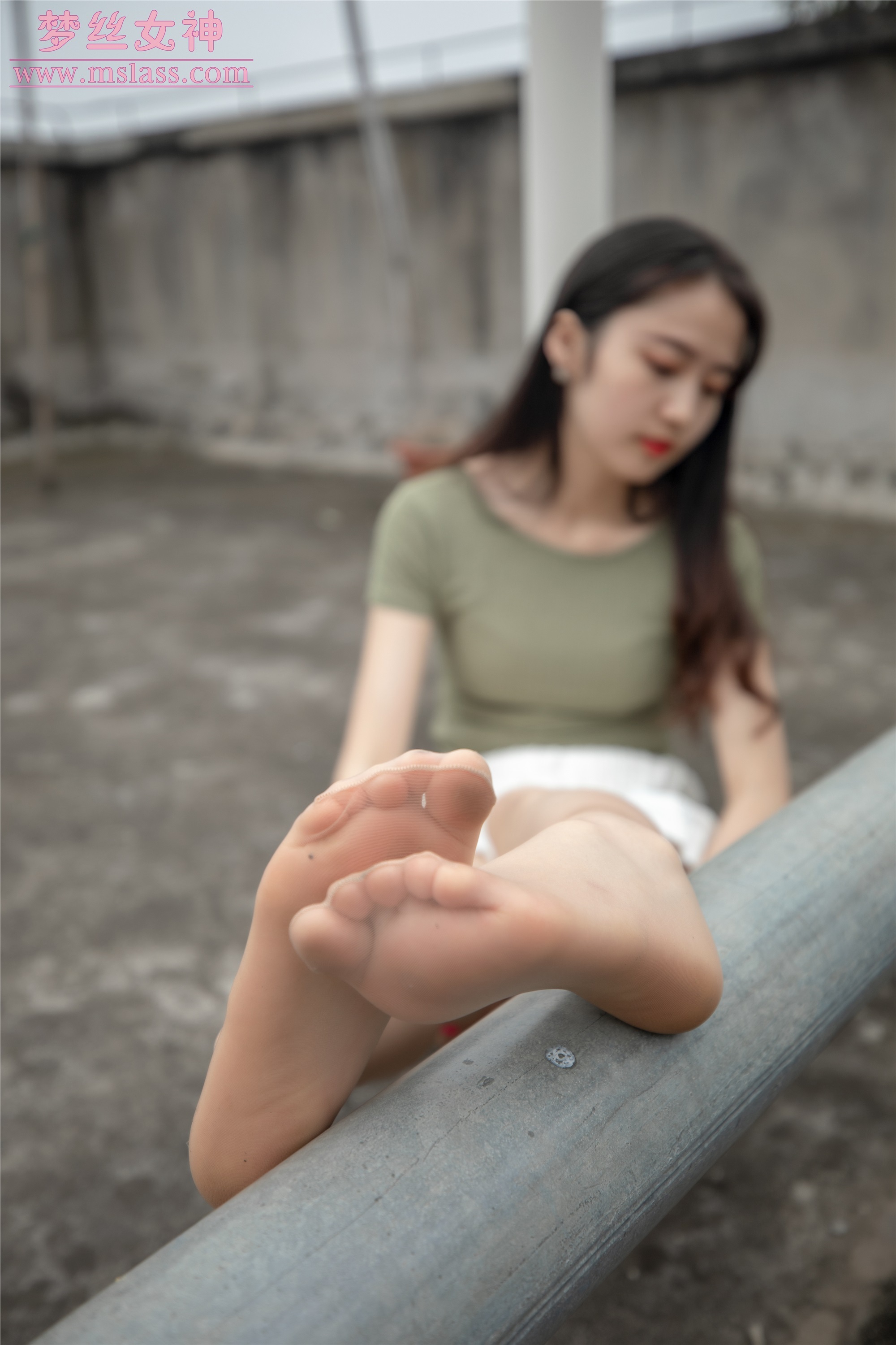 MSLASS梦丝女神2019-06-20 柳儿 侧颜太美的小姐姐 套图