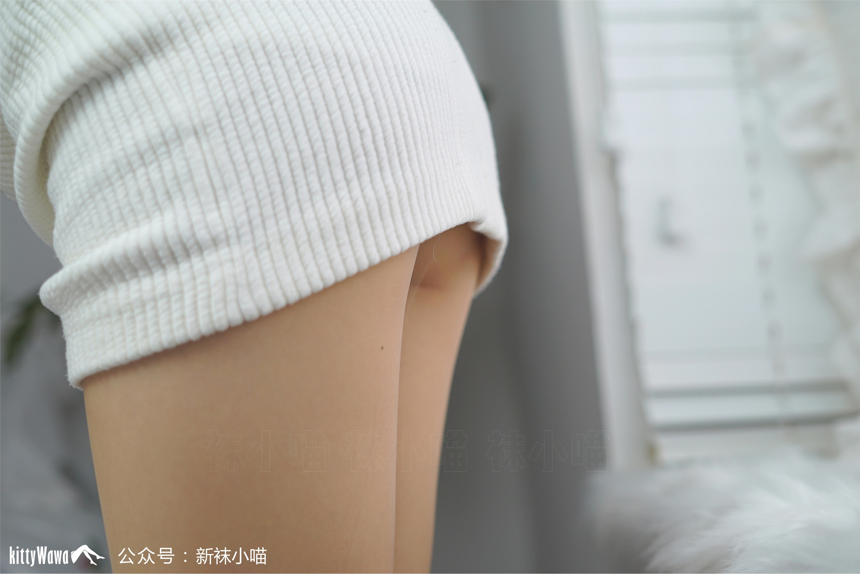 袜小喵  KT076《初冬的白色毛衣》