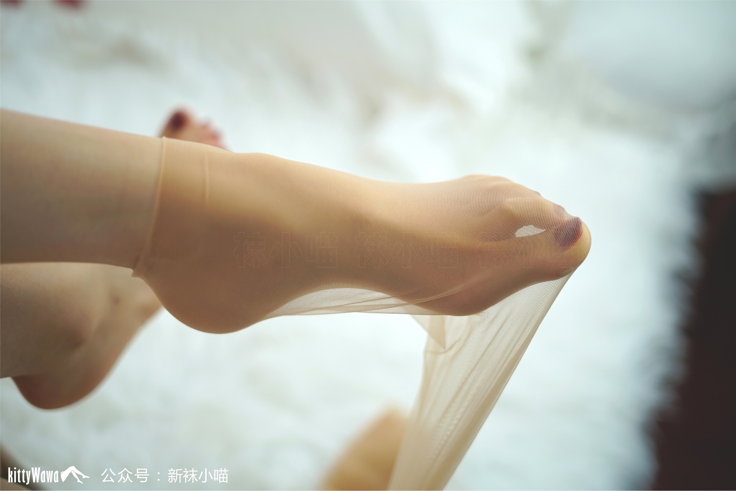 袜小喵  KT076《初冬的白色毛衣》