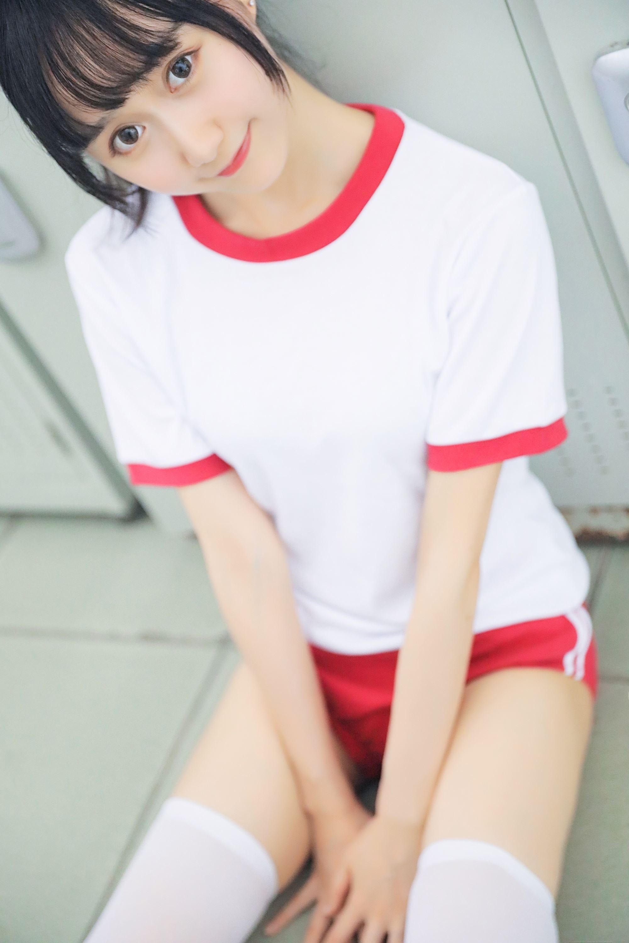 萌系小姐姐木绵绵OwO 上体育课啦