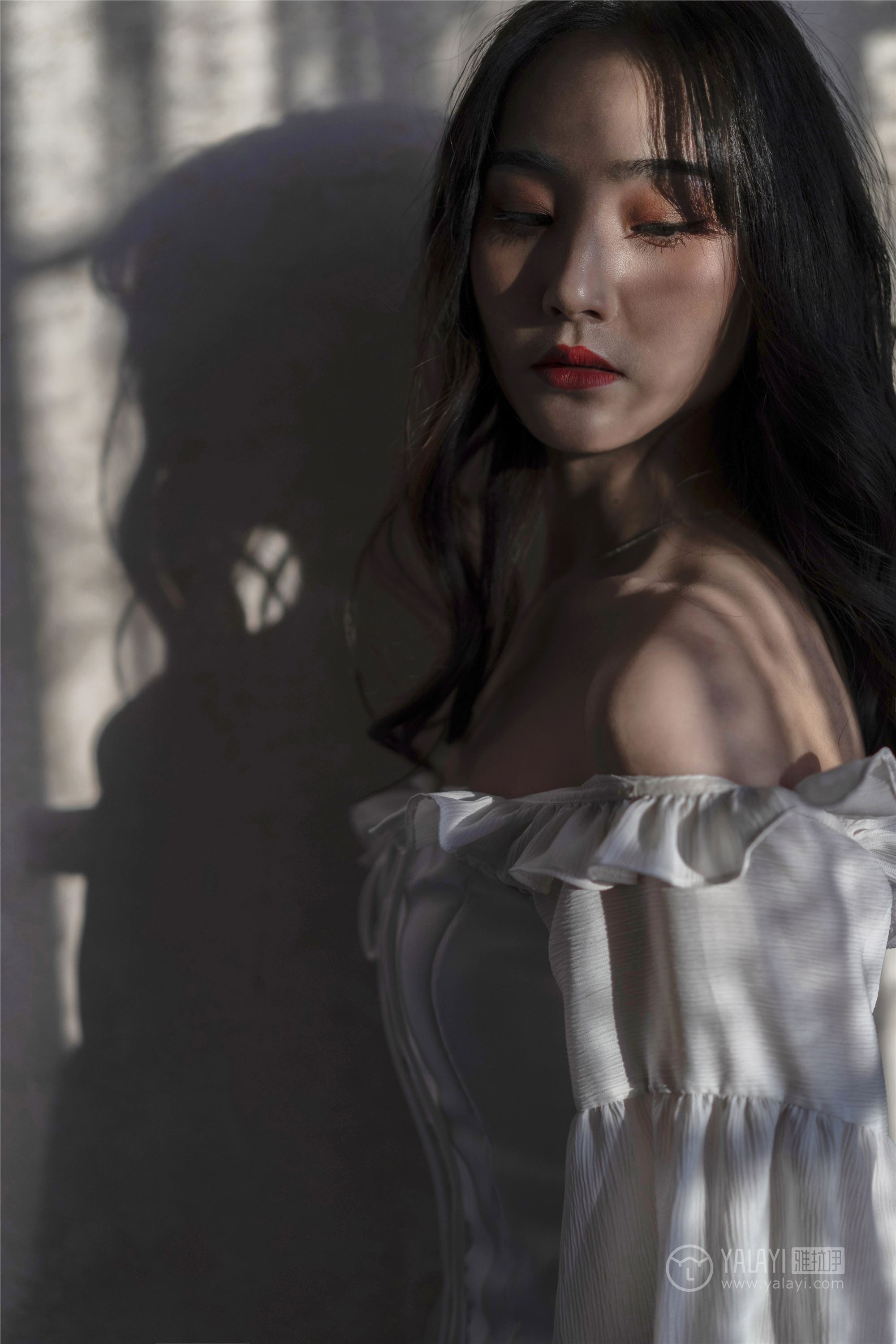 YALAYI雅拉伊 2019.01.16 No.168 画中伊人 项兴咏