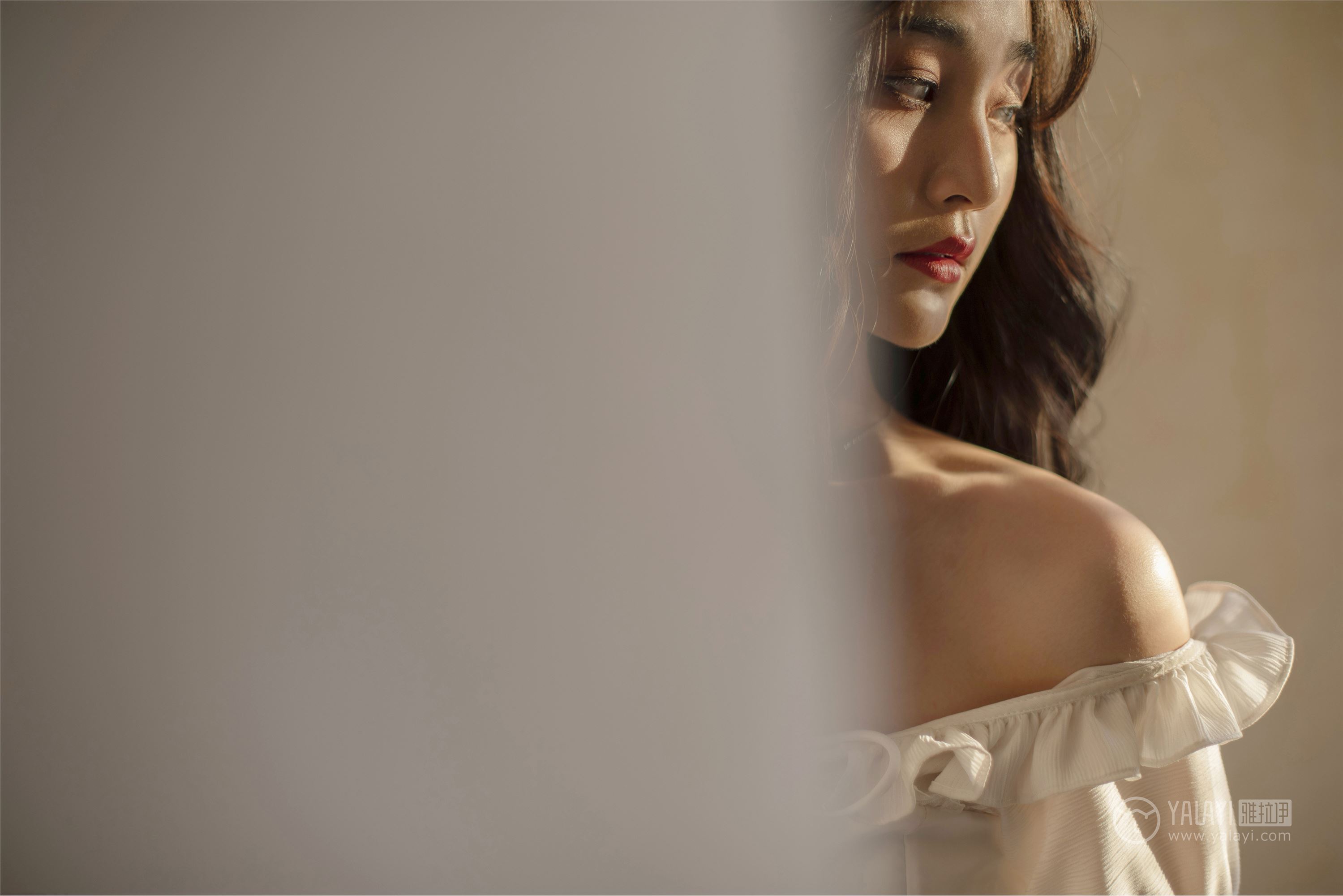 YALAYI雅拉伊 2019.01.16 No.168 画中伊人 项兴咏