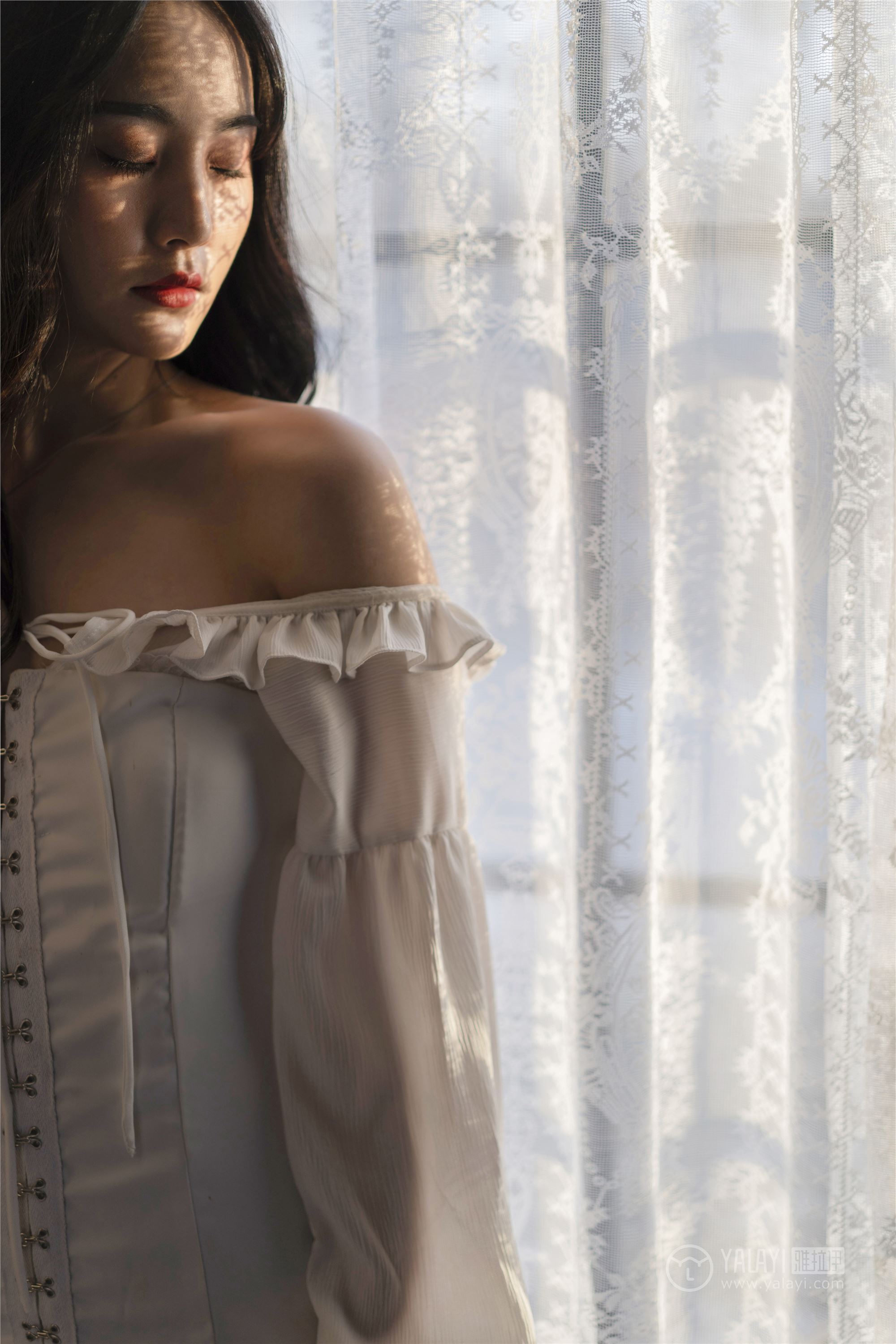 YALAYI雅拉伊 2019.01.16 No.168 画中伊人 项兴咏