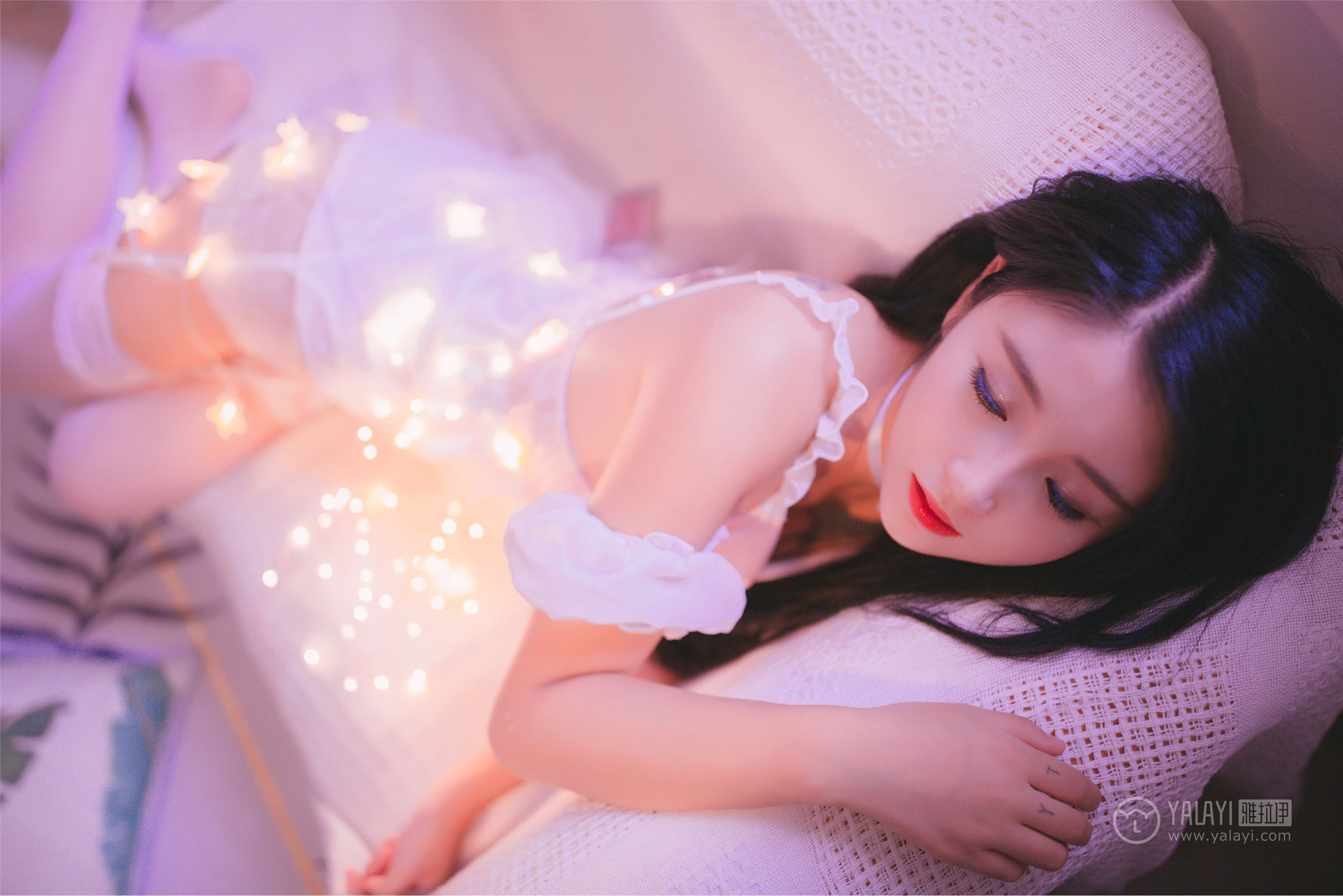 YALAYI雅拉伊 2019.01.18 No.170 花非花 林林子酱