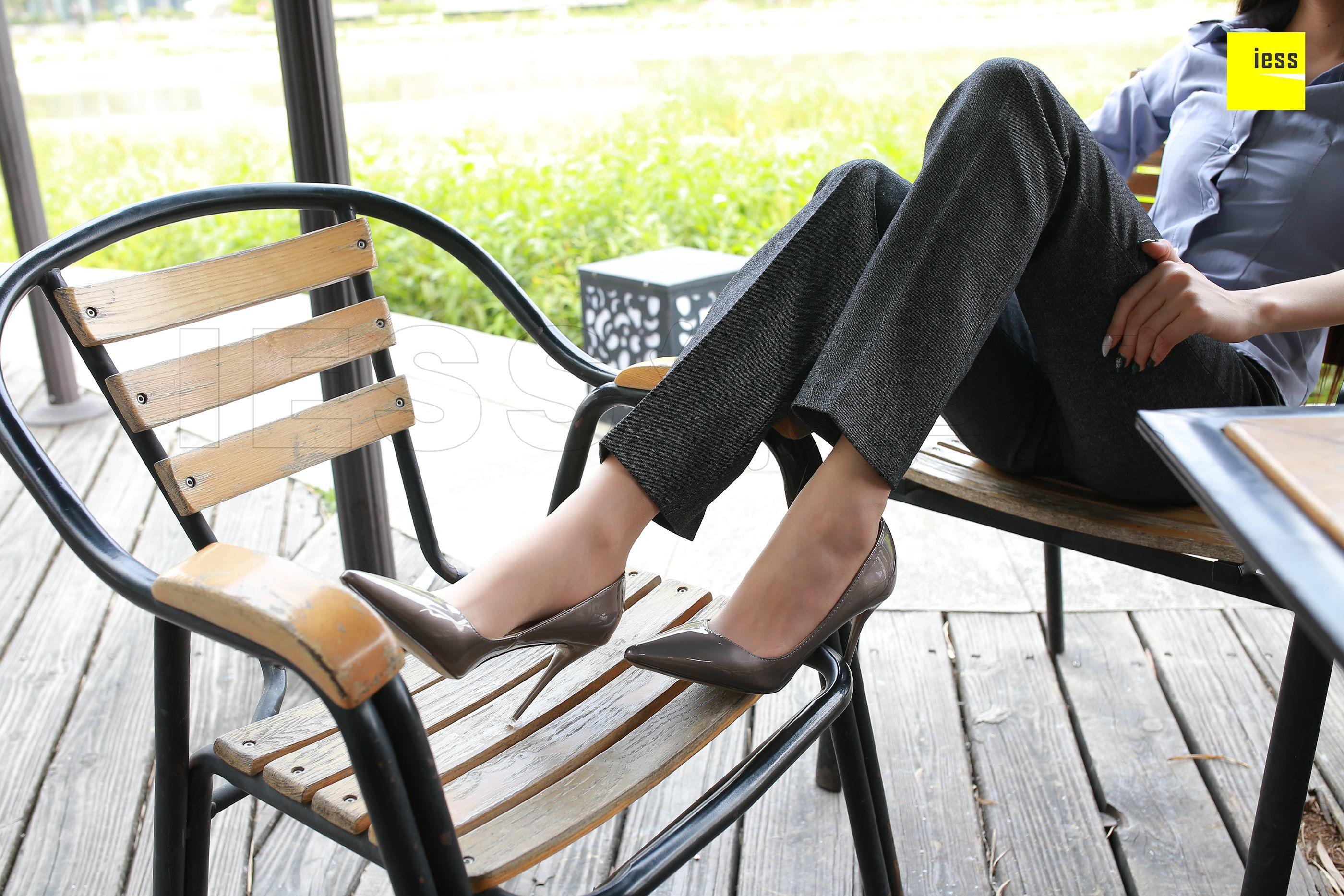 IESS异思趣向  2018.05.12 丝享家231：《御姐短丝西装裤》双双