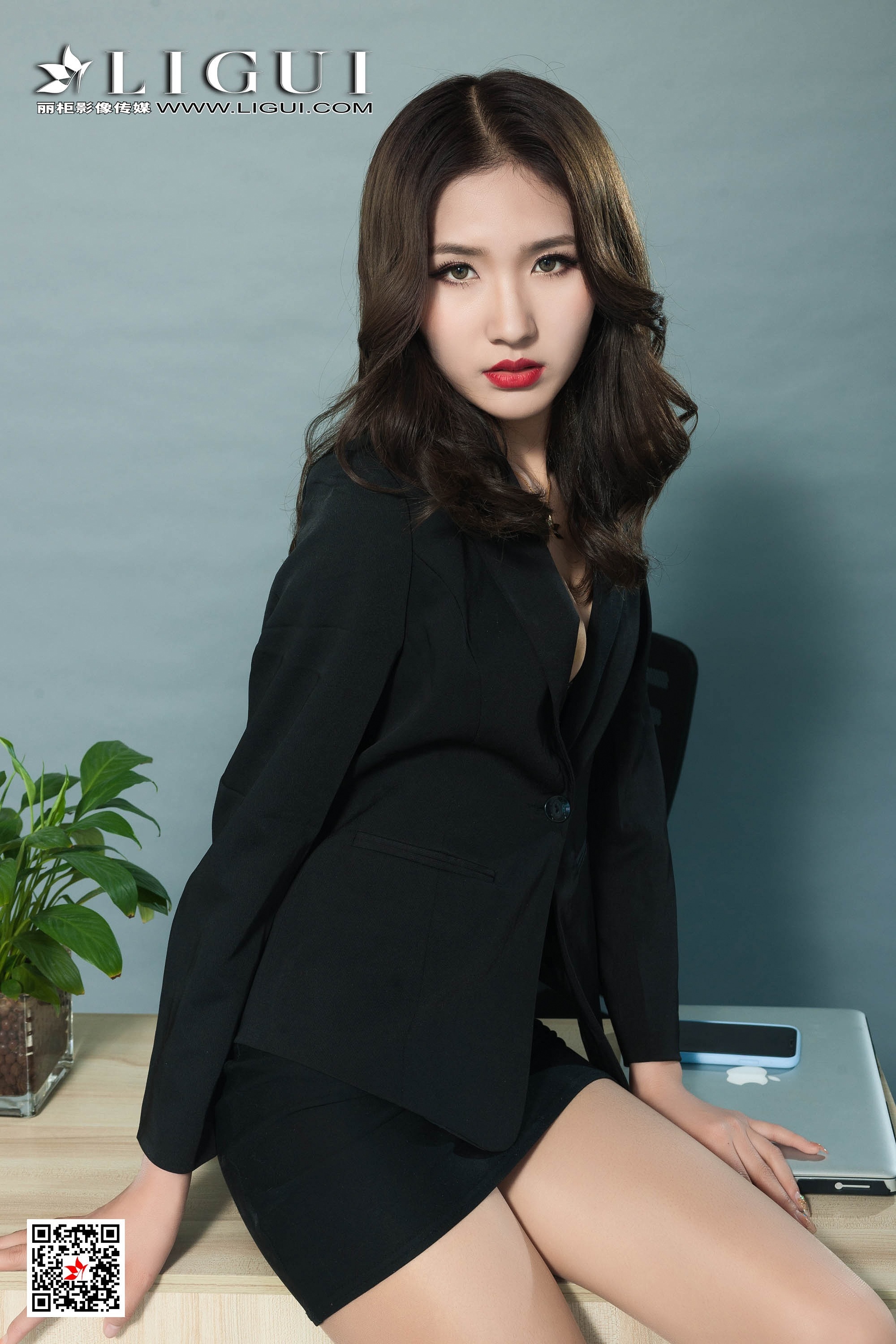 Ligui丽柜 2019.06.12 Model 星星