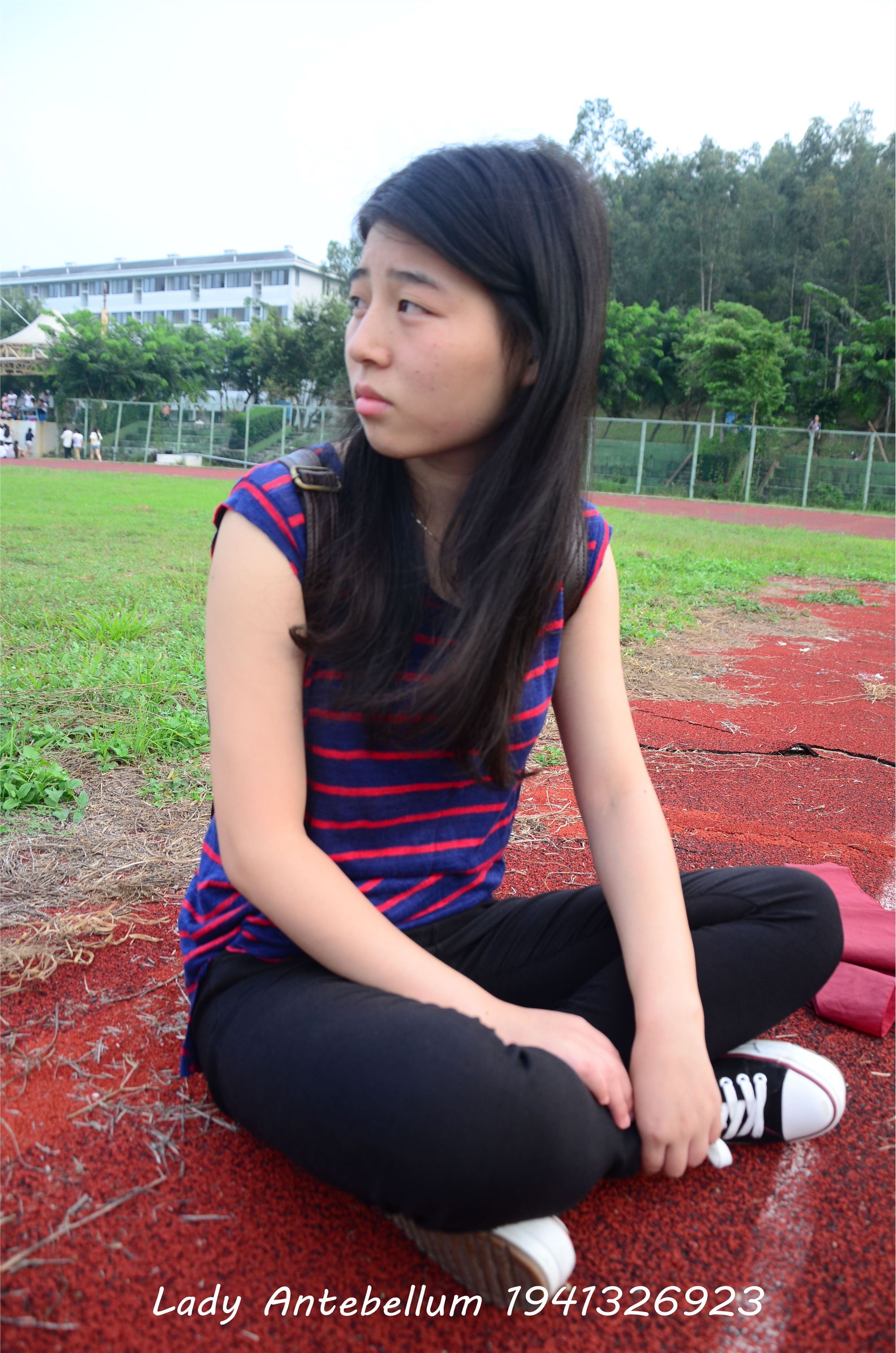 战前女神  恋足美腿棉袜女神级摄影套图 041