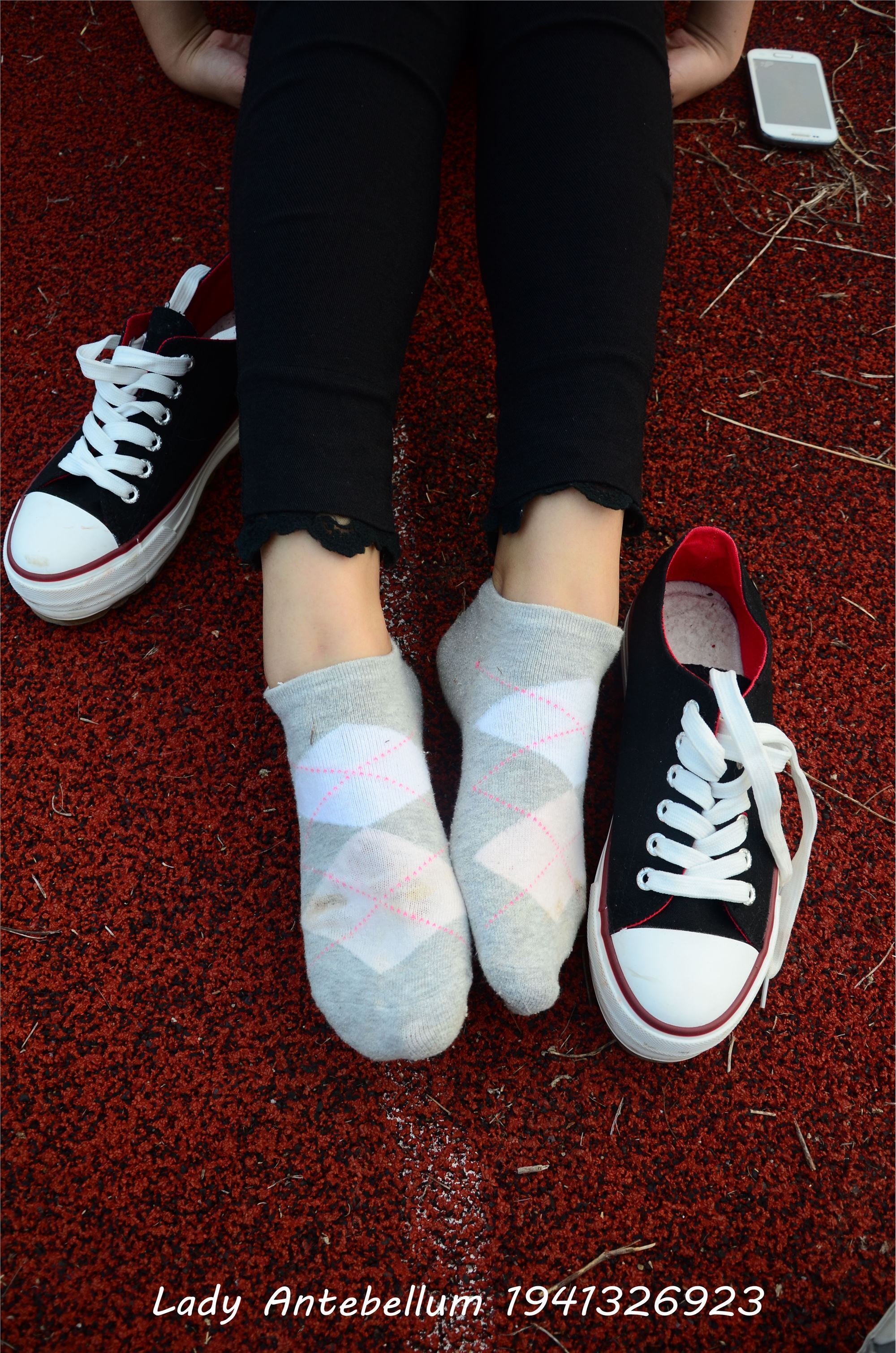 战前女神  恋足美腿棉袜女神级摄影套图 041