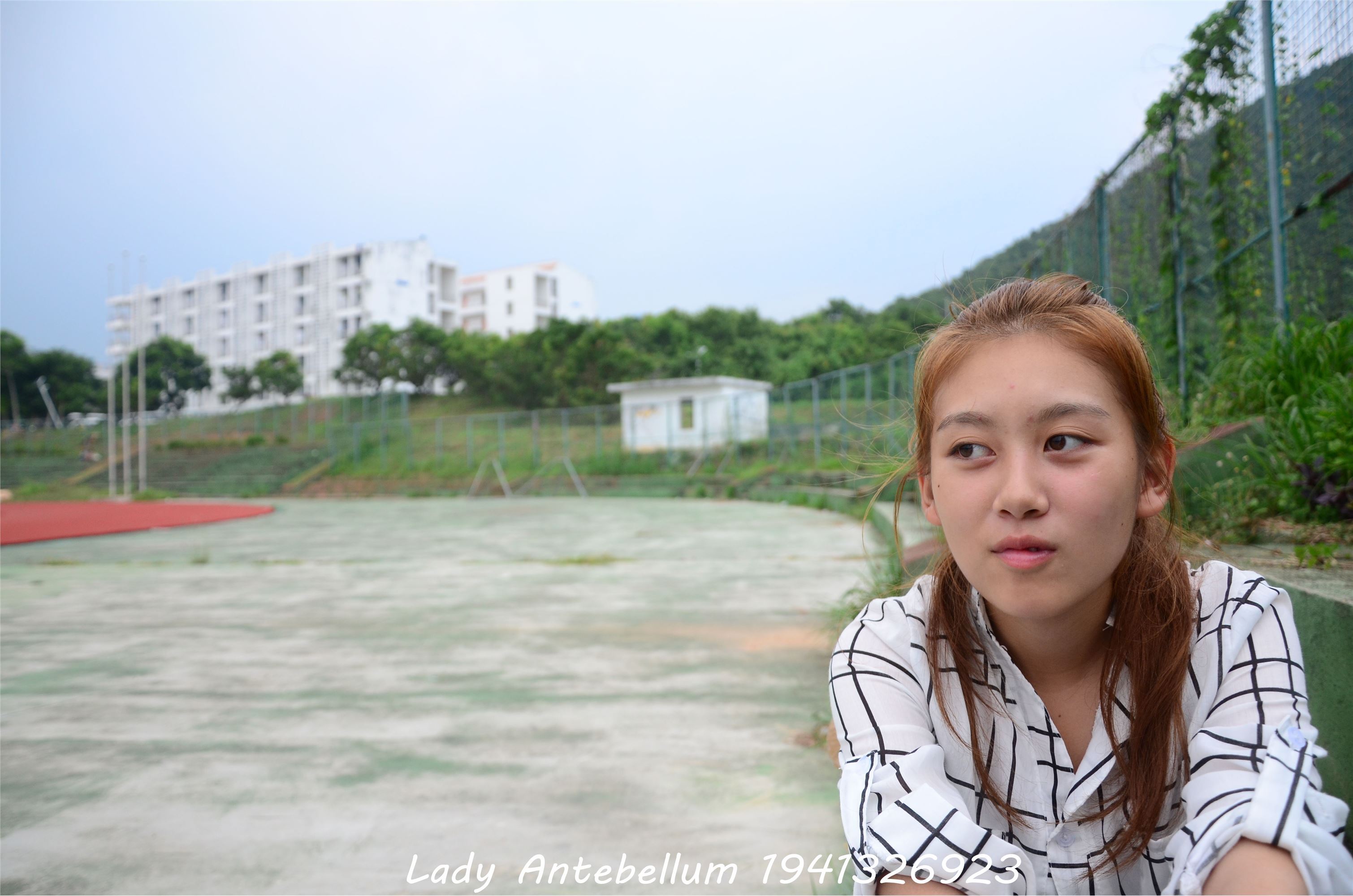 战前女神  恋足美腿棉袜女神级摄影套图 042