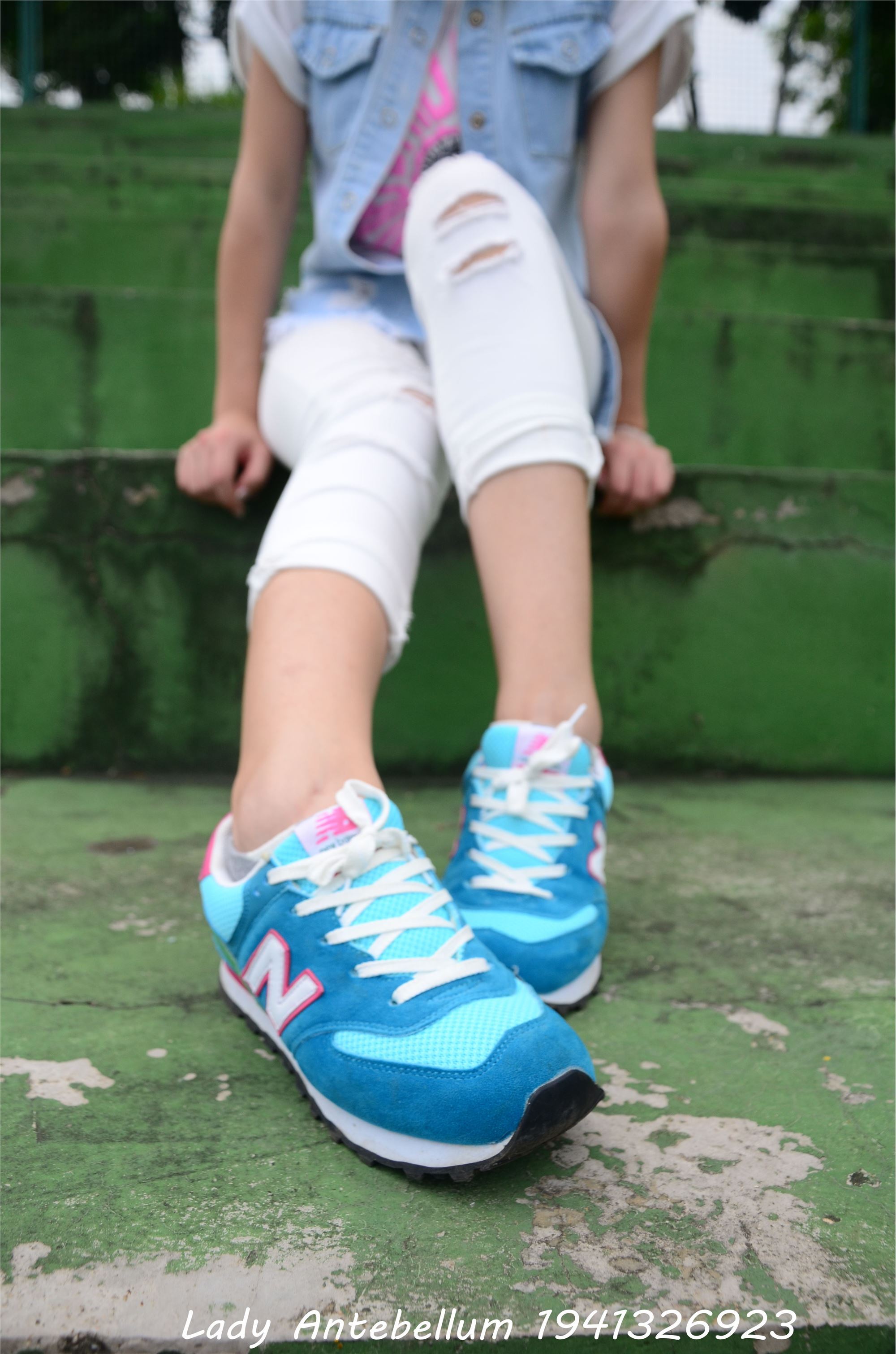 战前女神  恋足美腿棉袜女神级摄影套图 043