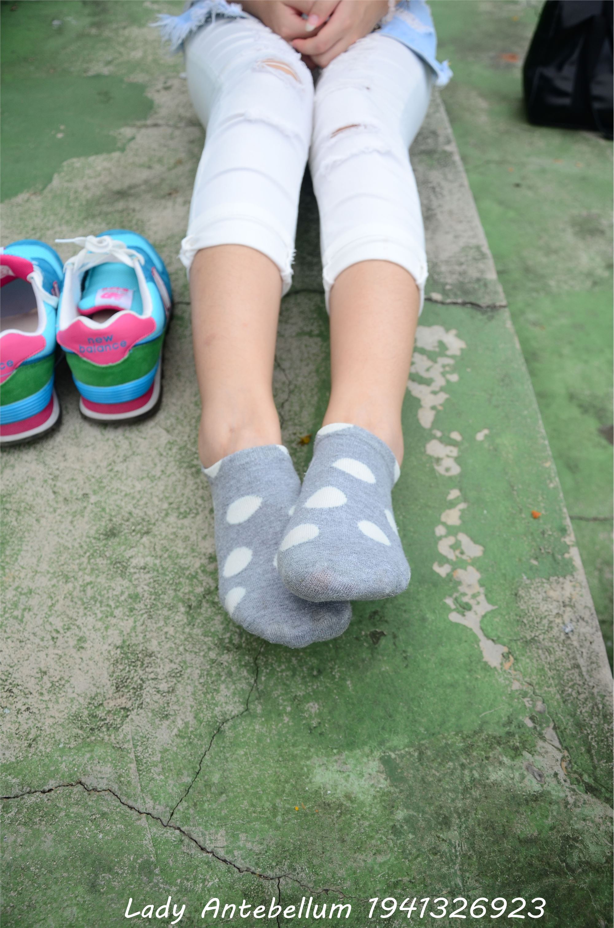 战前女神  恋足美腿棉袜女神级摄影套图 043