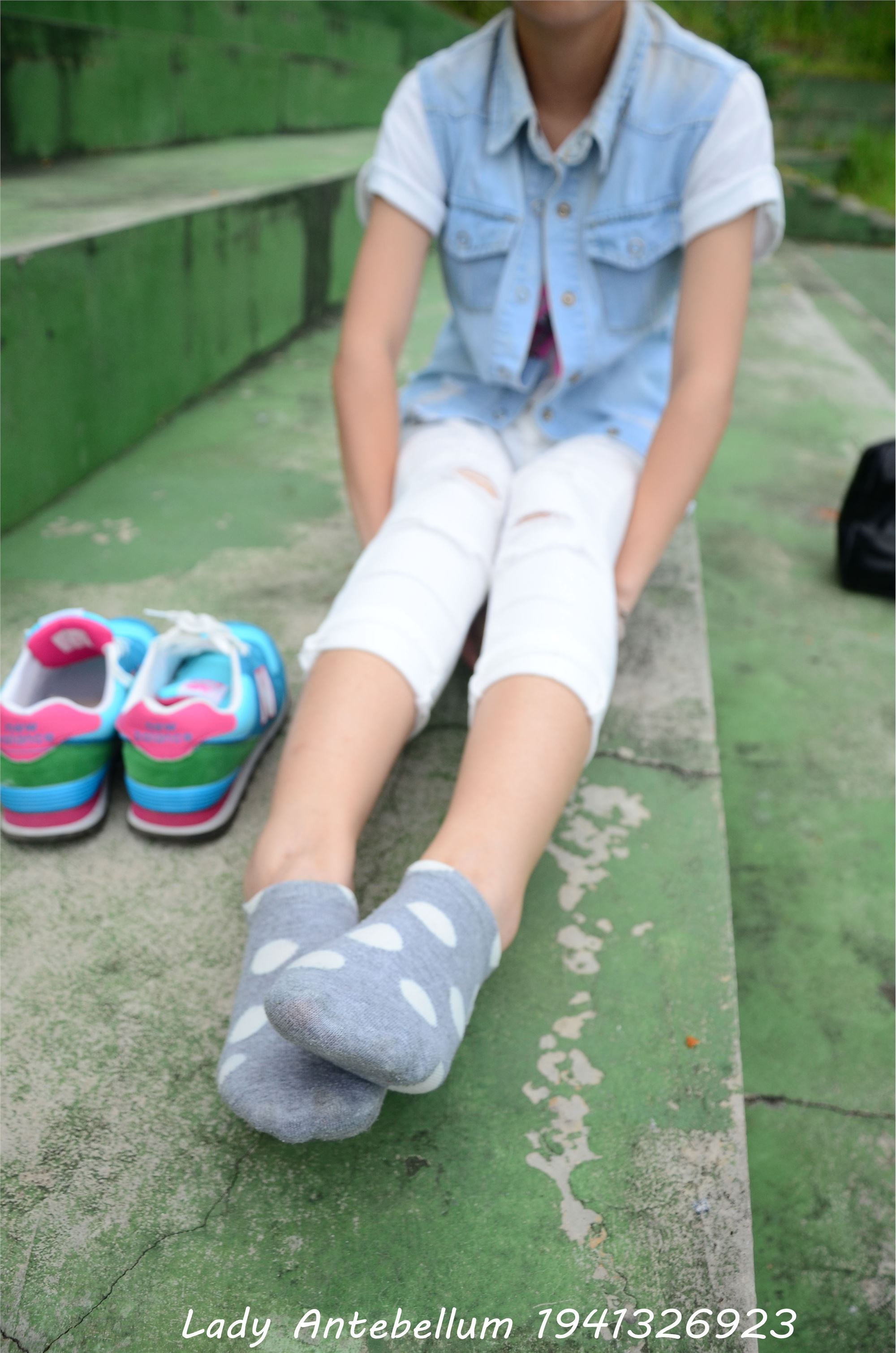 战前女神  恋足美腿棉袜女神级摄影套图 043