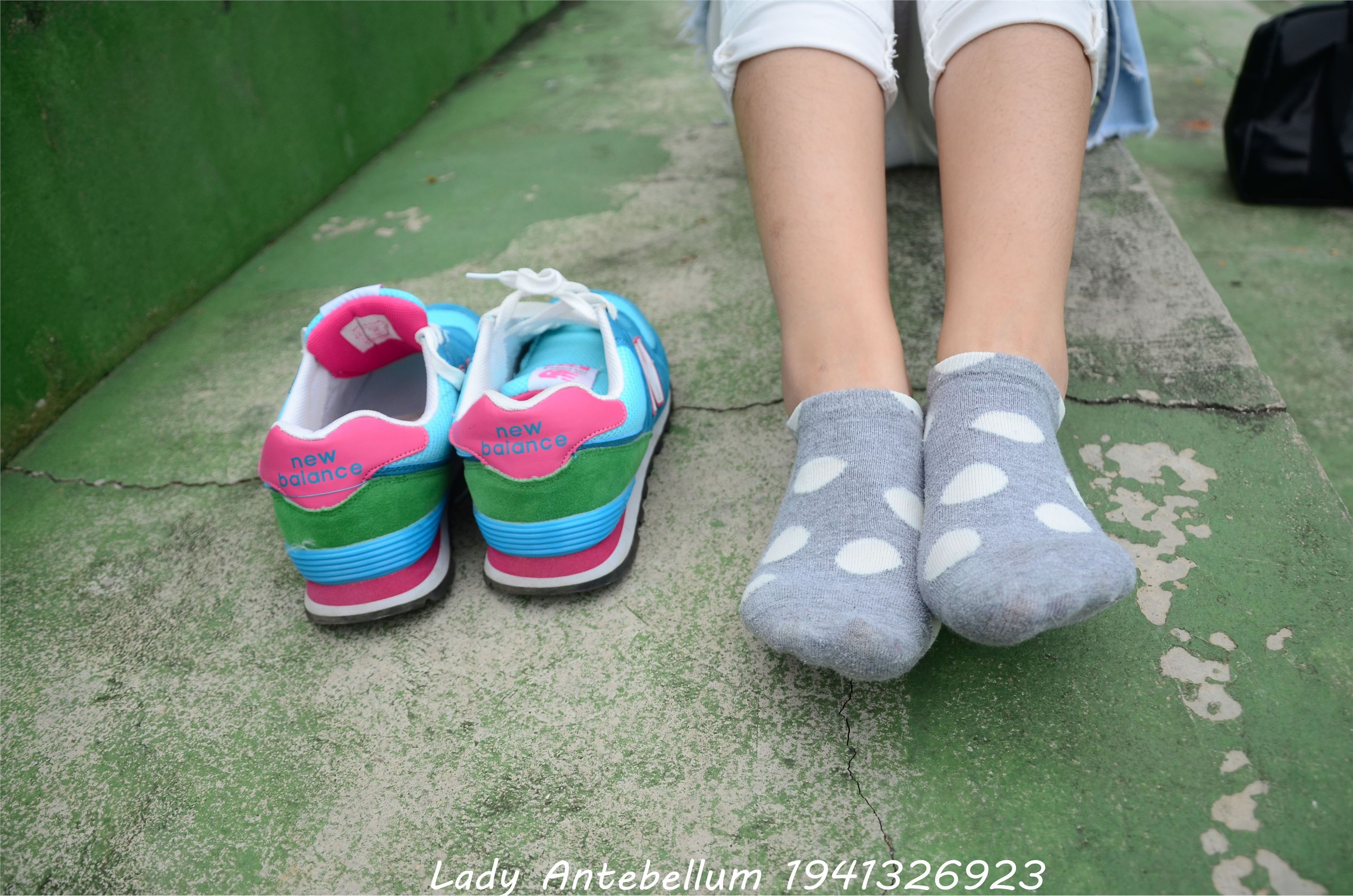 战前女神  恋足美腿棉袜女神级摄影套图 043