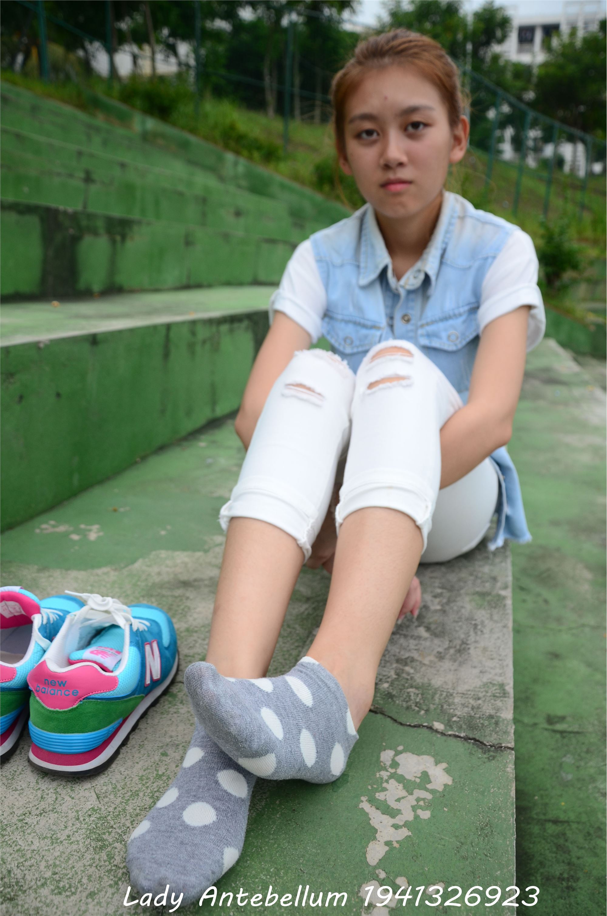 战前女神  恋足美腿棉袜女神级摄影套图 043