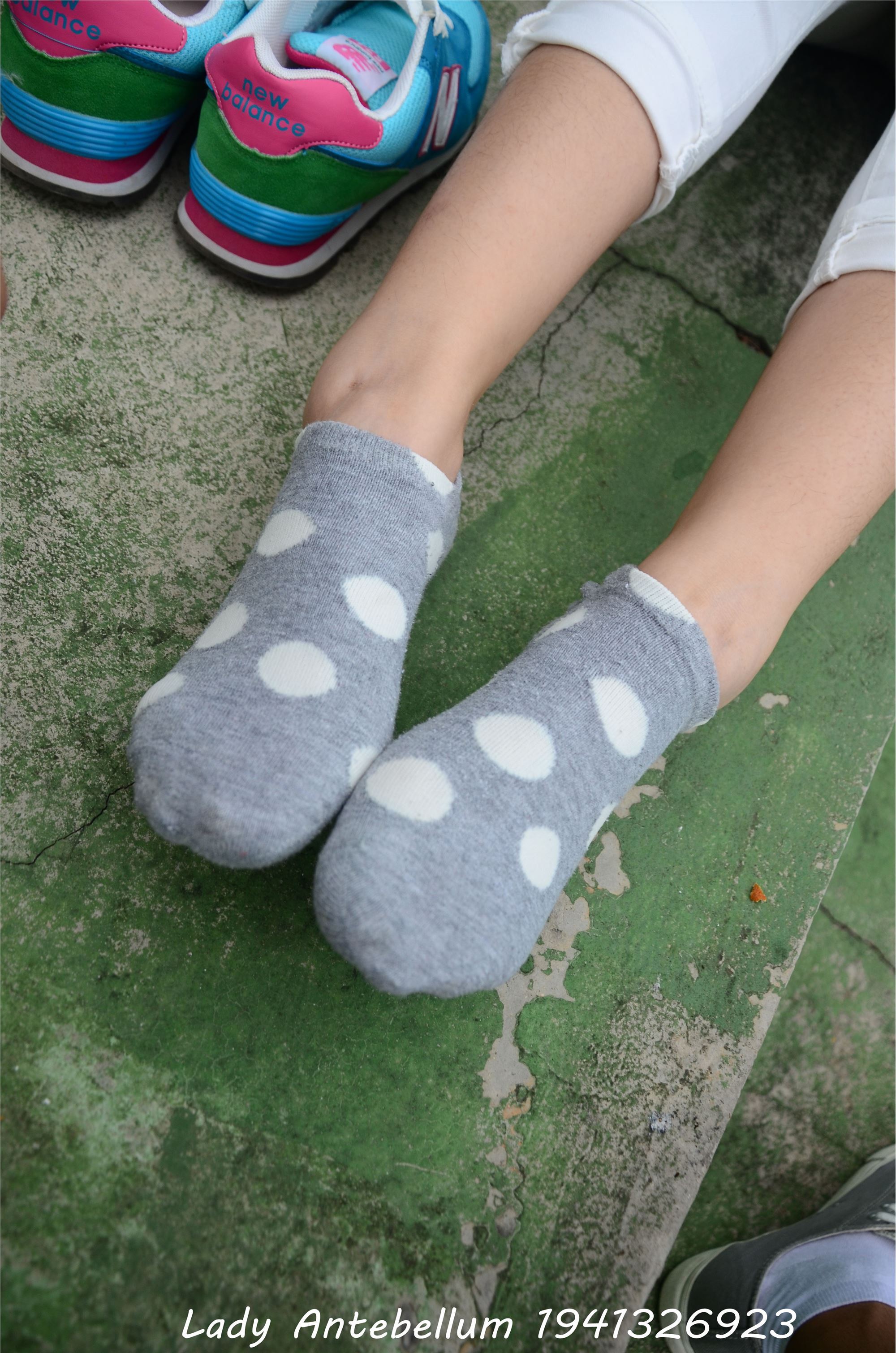 战前女神  恋足美腿棉袜女神级摄影套图 043