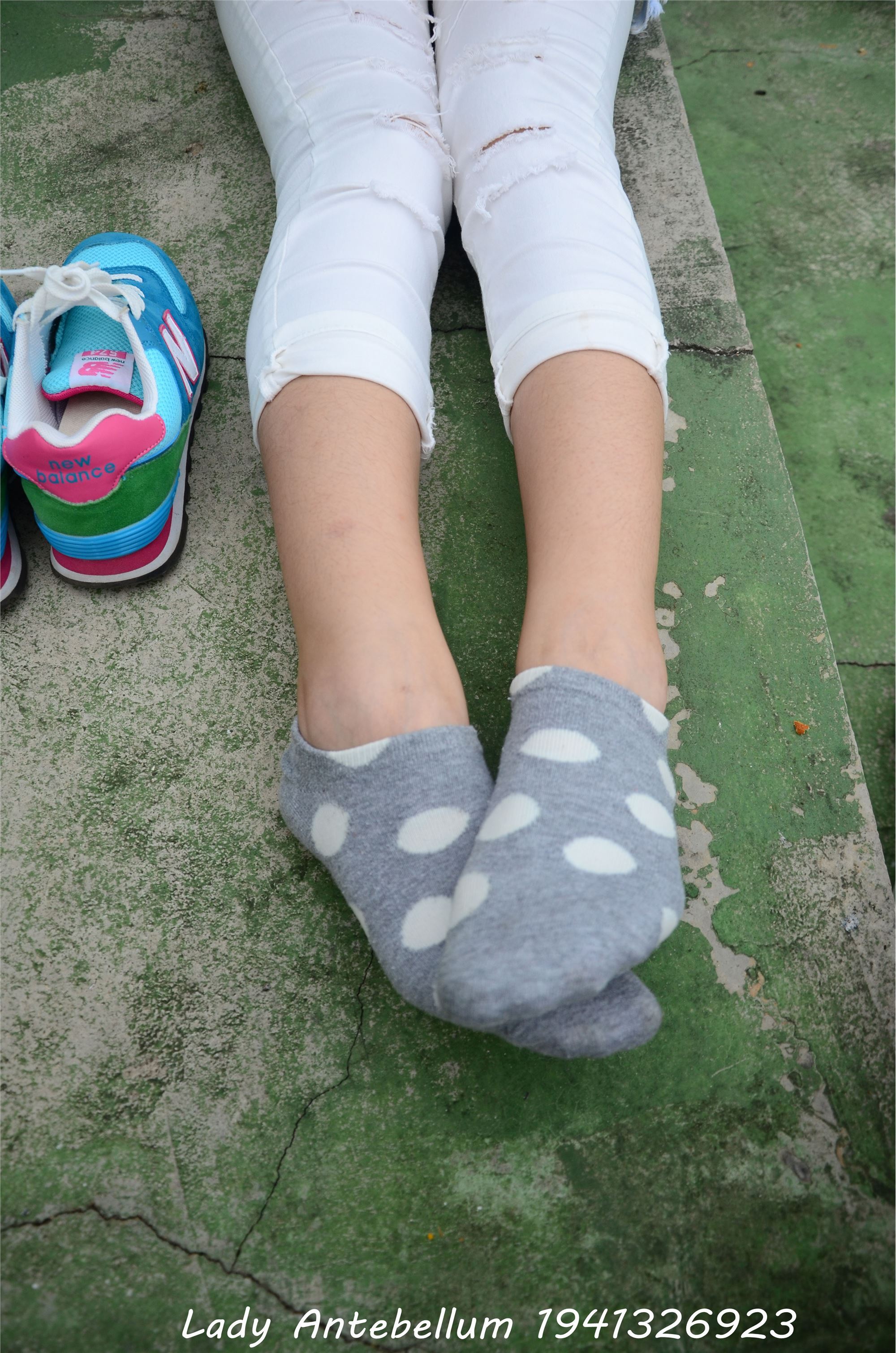 战前女神  恋足美腿棉袜女神级摄影套图 043