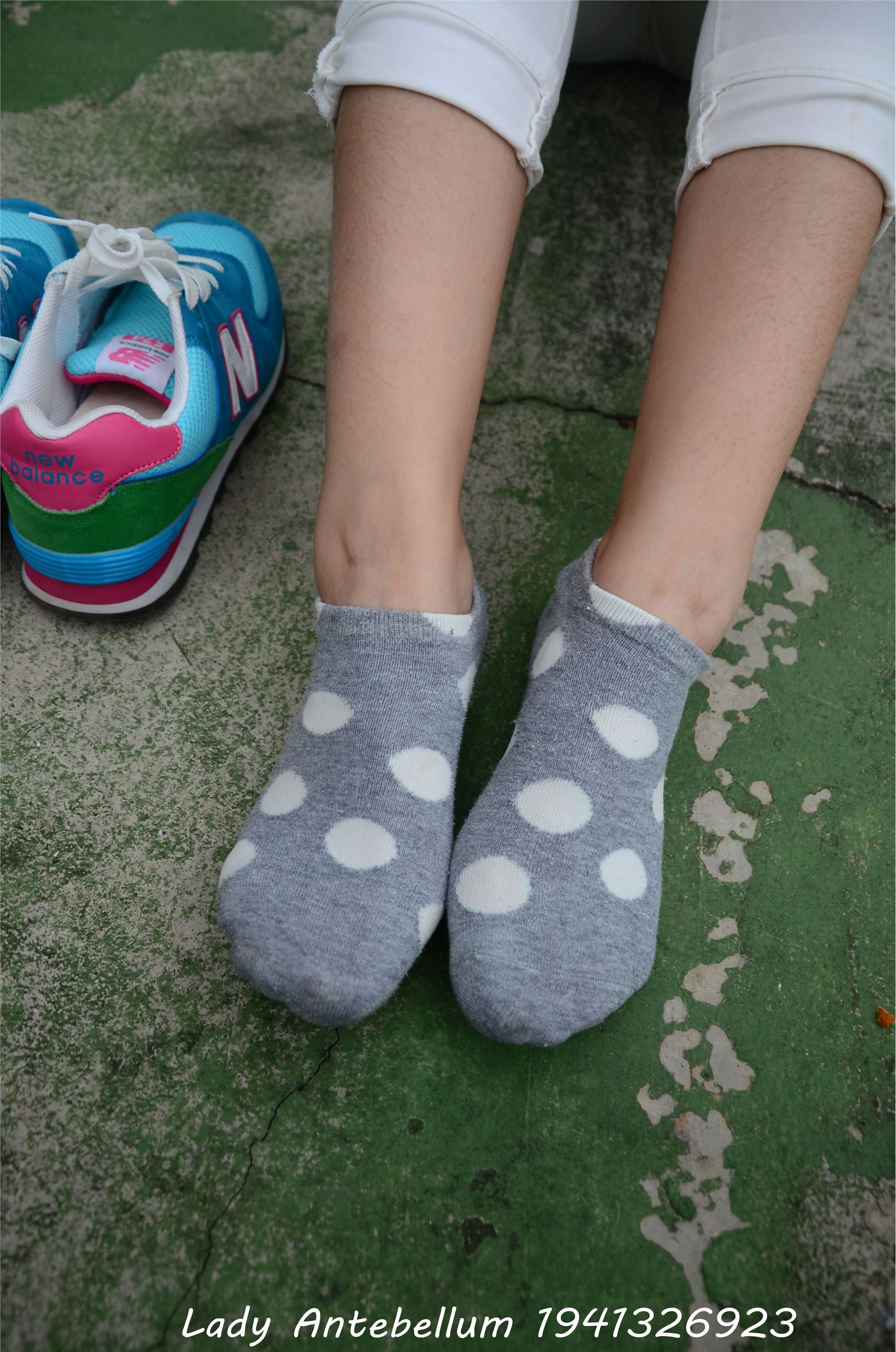 战前女神  恋足美腿棉袜女神级摄影套图 043