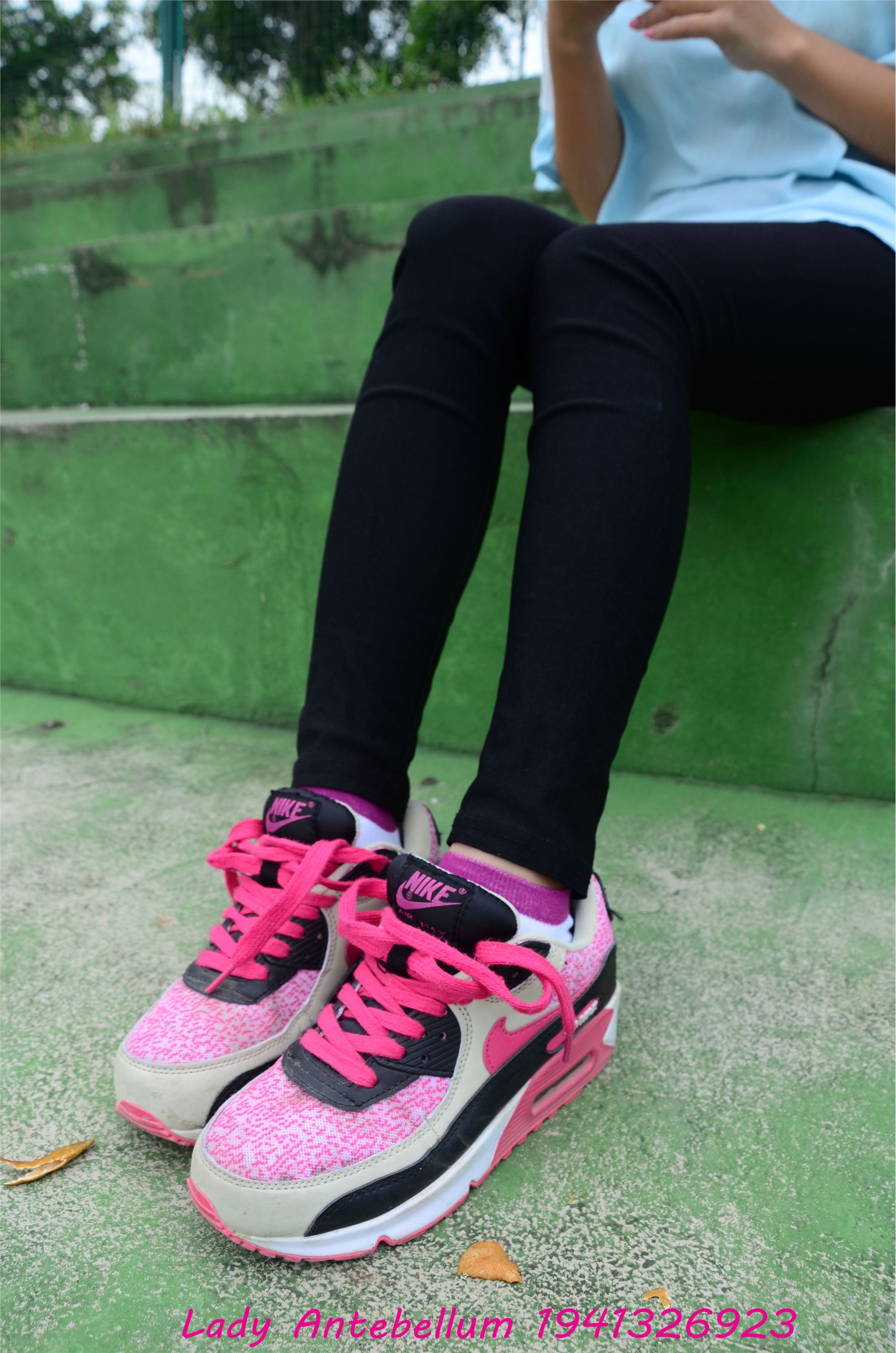 战前女神  恋足美腿棉袜女神级摄影套图 045