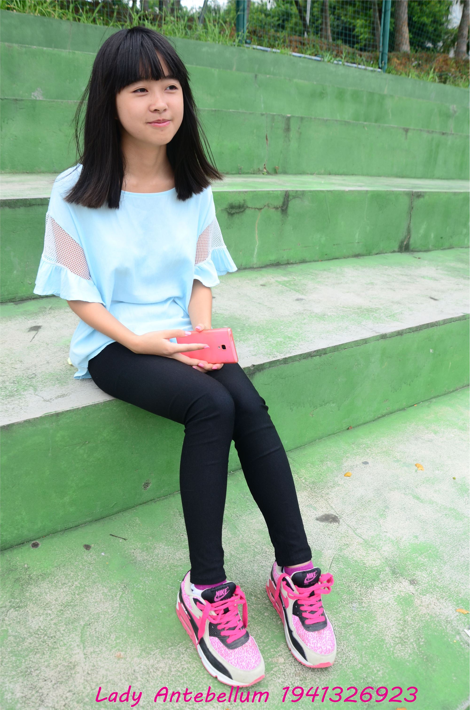 战前女神  恋足美腿棉袜女神级摄影套图 045