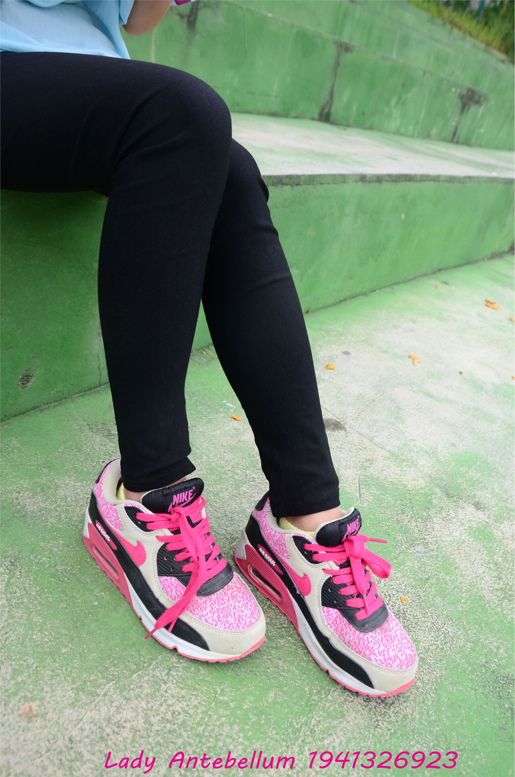 战前女神  恋足美腿棉袜女神级摄影套图 045