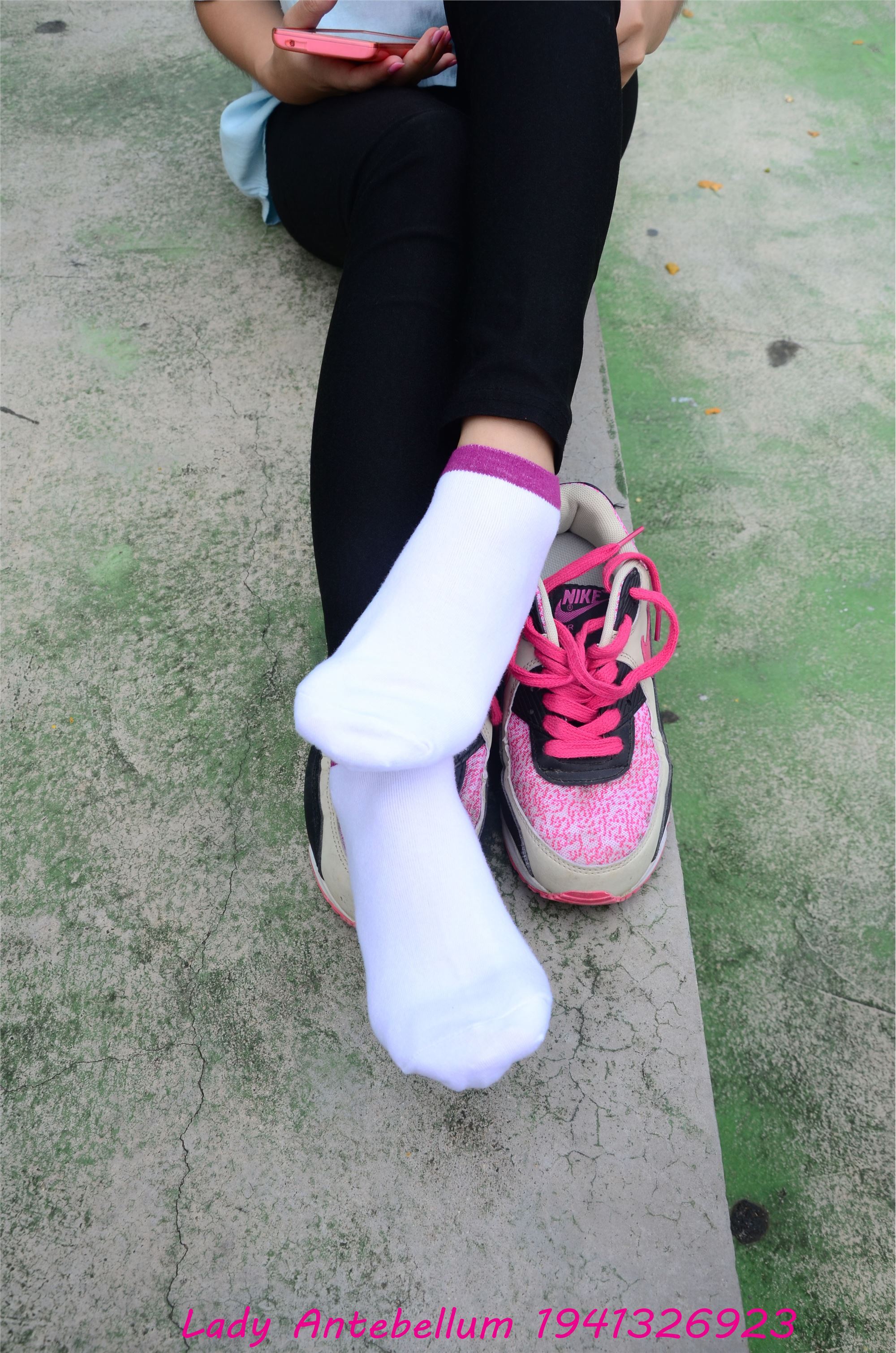 战前女神  恋足美腿棉袜女神级摄影套图 045